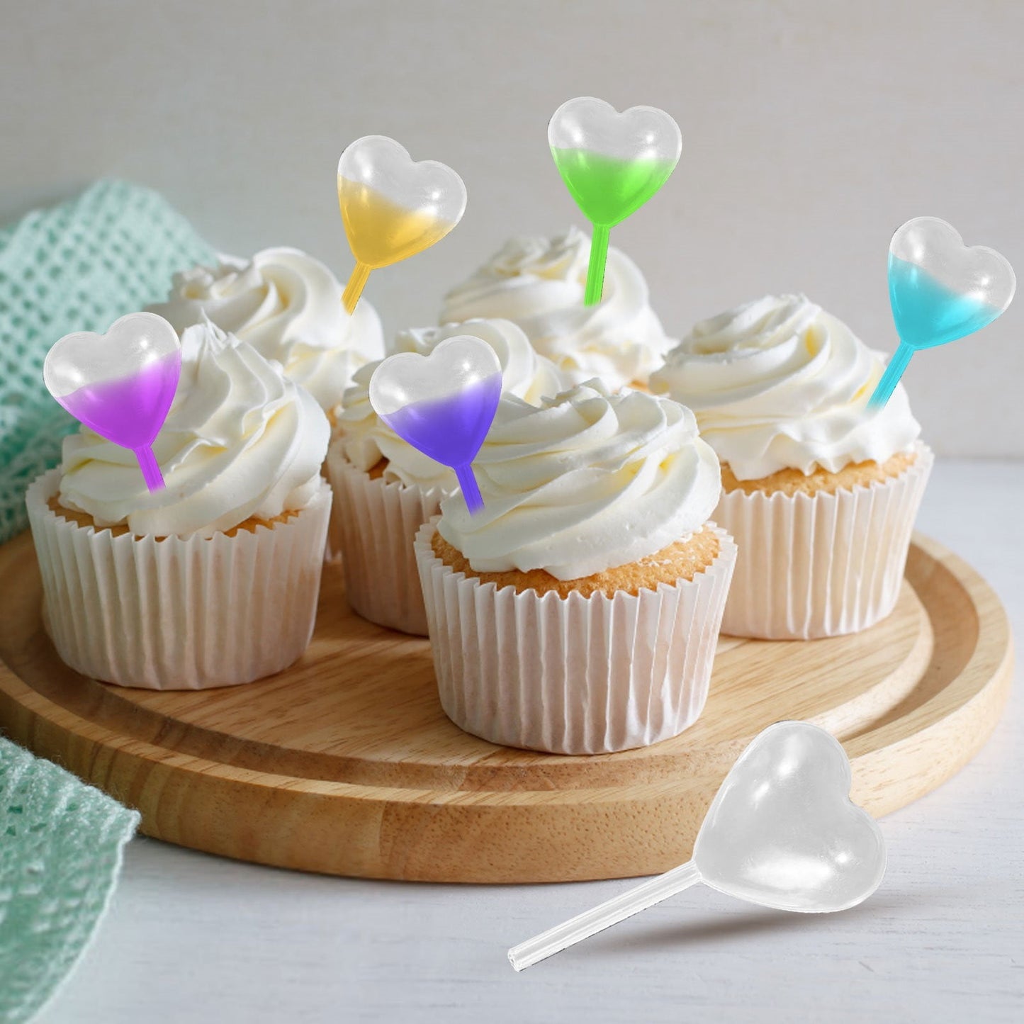 JWDX Cake Inserts Clearance, 50Pcs 4Ml Mini Transfer Cupcakes Pipettes Heart Round Shape Disposable Plastic Liquid for Cupcake Dessert Strawberries And As shown