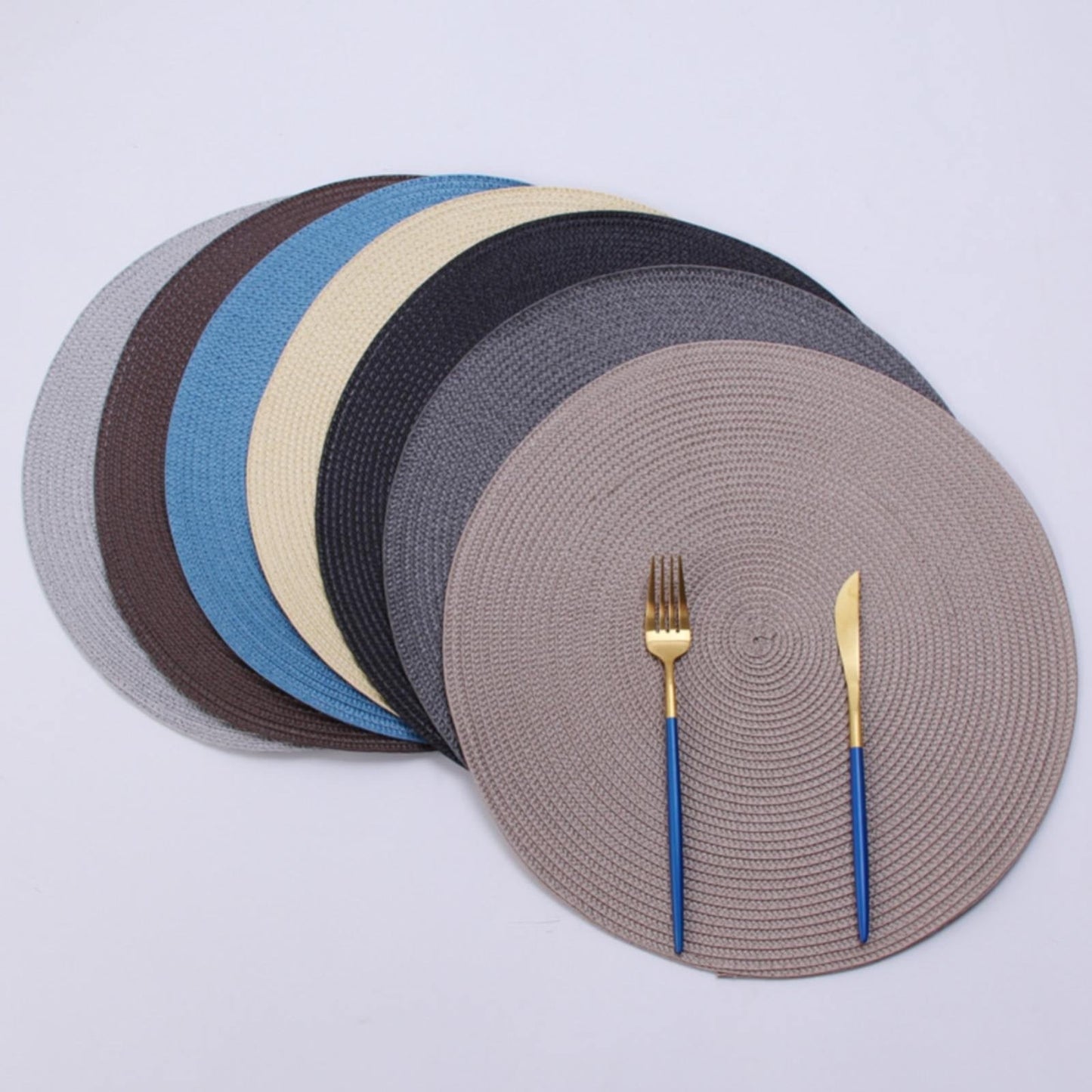 JWDX Placemats, 4 Pieces of Hand-Woven Placemats Insulation Mats Dining Table Anti-Slip Mats Clearance! Woven Spiral Table Placemats 15 Inches Round Set of 4 Non Slip Dining & Kitchen Table Mats Brown