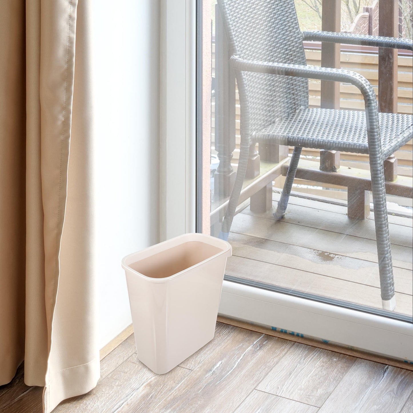 Worgeous White Plastic Trash Can for Home Use Made of Material Great for Small Spaces 13 x 8 0 inches