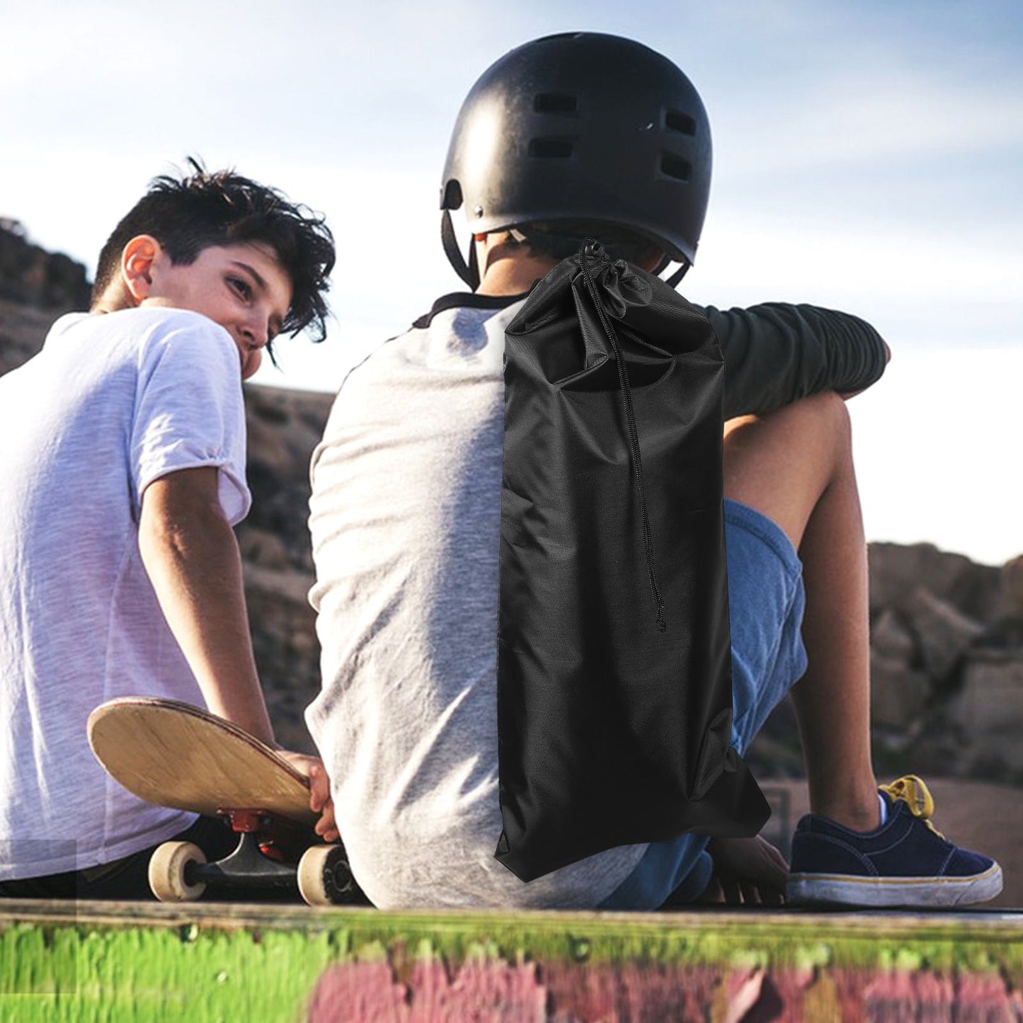 Worgeous Skateboard Backpack Bag for Outdoor Waterproof Black