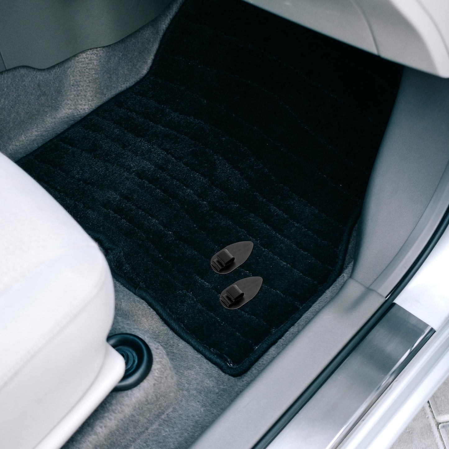 SWETRACE 10Pcs Car Floor Mat Clips Black Plastic for Vehicle Supply and Safety