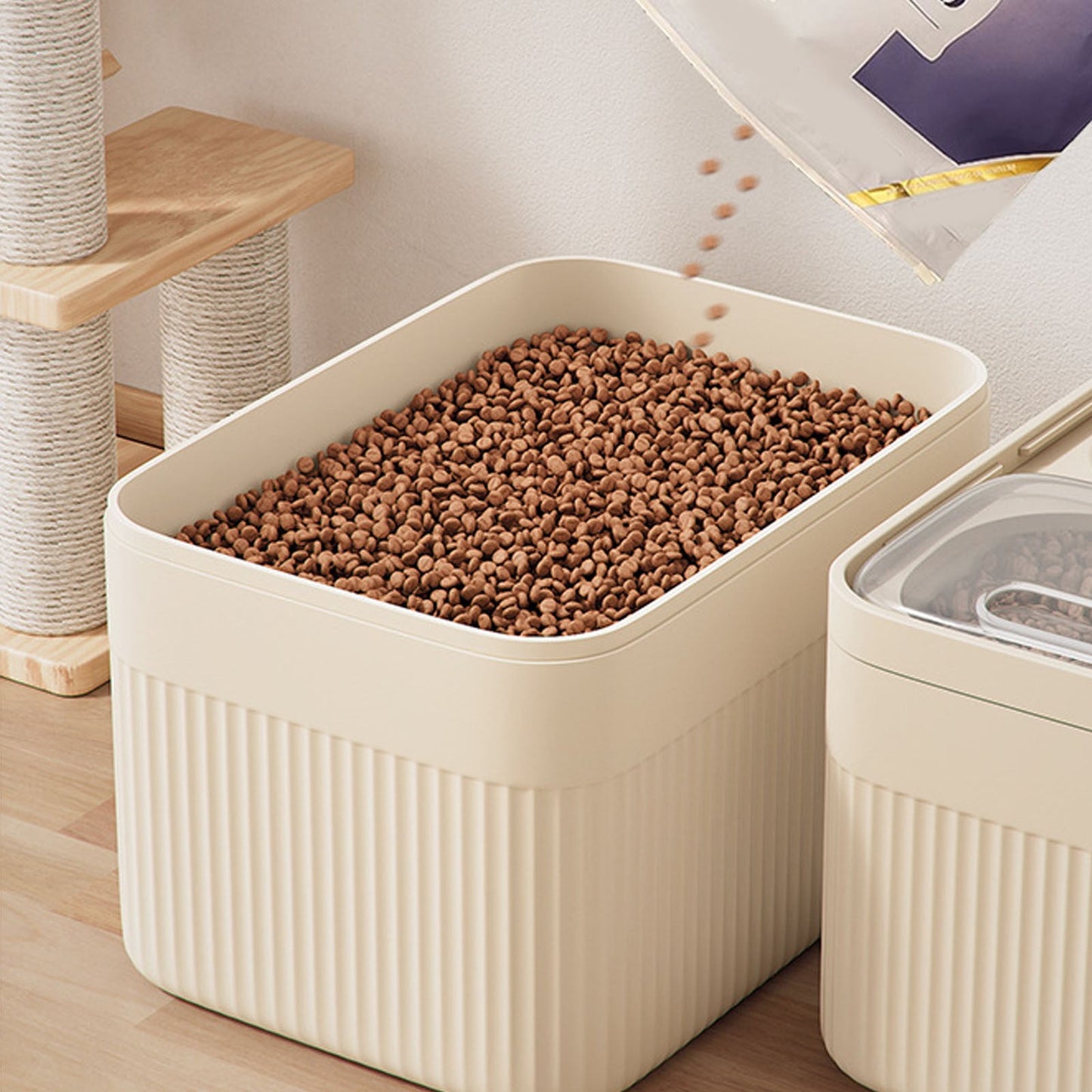 Airtight Pet Food Storage Container for Dog Cat Food Up to 10lbs Large Dry Food Bin with Measuring Cup Lids for Treats and Other Pets (10 LB), 6.31x9.44x7.08 6.31" x 9.44" x 7.08" Clear