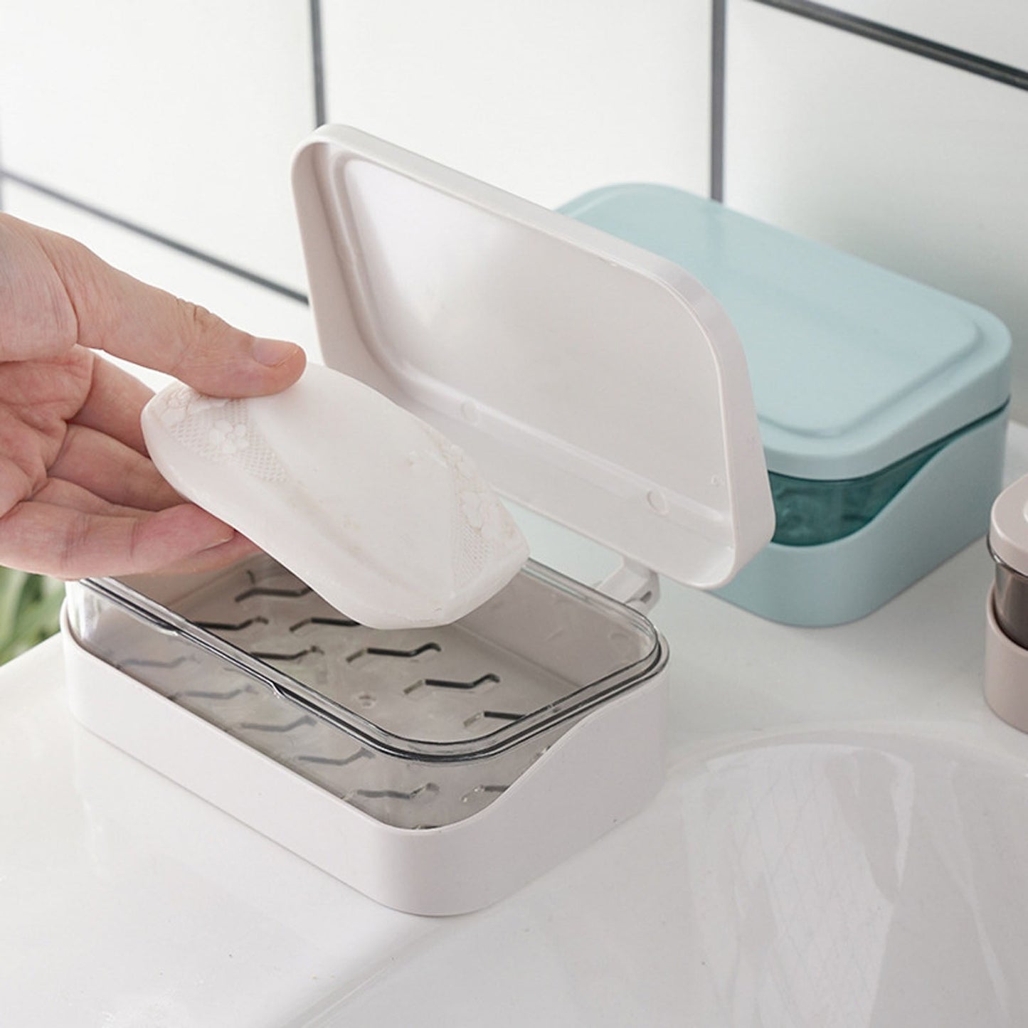 Bar Soap Holder Dish 1 Pack for Shower, Travel Soap Case with Lid for Gym, Camping Essentials, Travel Size Toiletries, Portable, Leakproof 4.72" x 3.14" x 1.77" Grey/1 Pcs