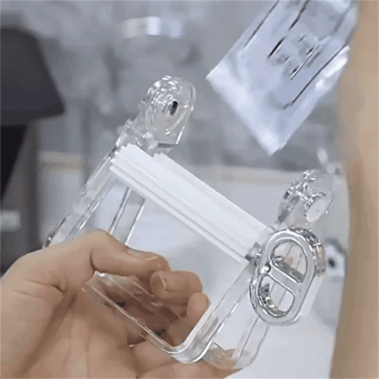Luxury Paint Tube Squeezer Wringer Tool - Rolling Tube Squeeze Roller for Toothpaste - Toothpaste Tube Squeezer for Artists, Hair Salons, Painters - Daily Living Essential, (Black) 3.39x4.13x3.78 3.39" x 4.13" x 3.78" Black*4