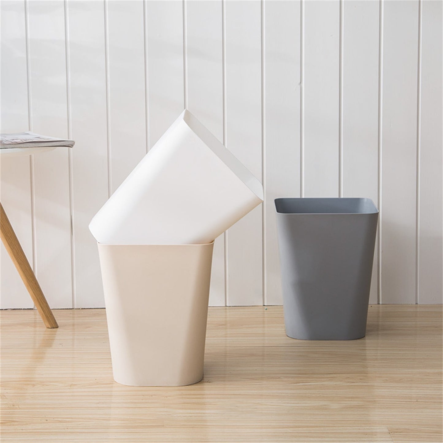 1.6 Gallon Small Trash Can, Heavy Duty Bathroom Wastebasket, Plastic Garbage Can for Kitchen Office Bathroom (White/1 Pcs) 7.48x9.13 7.48" x 9.13" Black