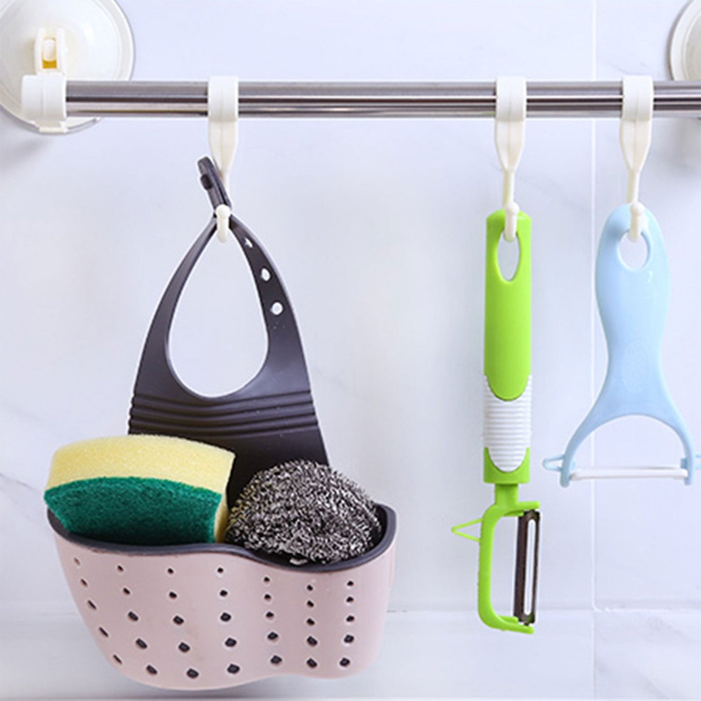 Kitchen Sink Caddy Sponge Holder, Silicone Plastic Soap Holder, Hanging Ajustable Strap Faucet Caddy with Drain Holes for Drying, 1 Pcs, 5.12x8.67 5.12" x 8.67" Green