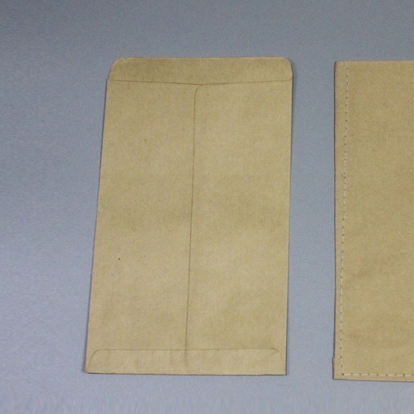 100 Pieces Seed Saving Envelopes Packets Resealable Self Adhesive Paper Envelopes,Kraft Paper Bags,Greaseproof Envelopes,for Flower Vegetable Seeds Storage,Snack, Cookie,Popcorn(Yellow) Yellow