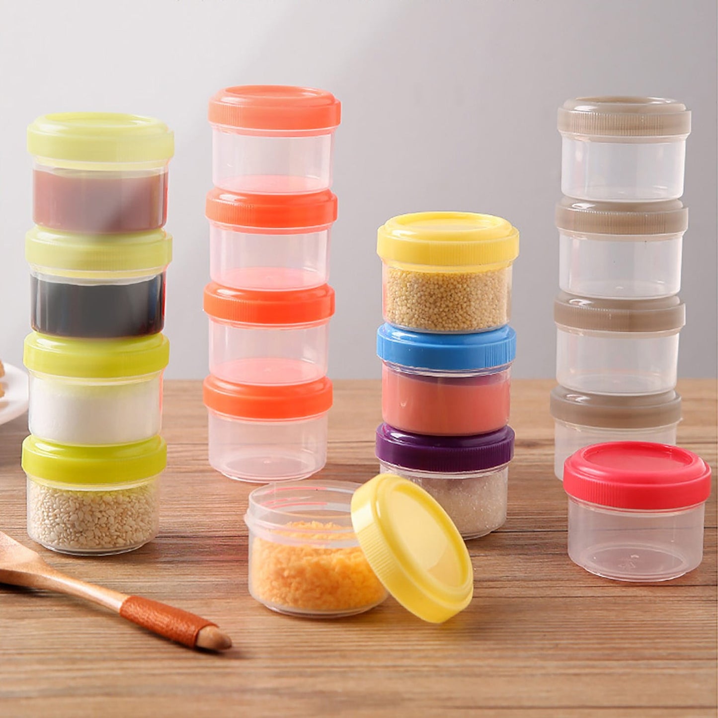 4Pcs Clear Plastic Jars With Lids,Small Plastic Storage Jars With Screw On Lids,Mini Wide-Mouth Refillable Storage Containers,Empty Round Containers For Candy,Beads,Lotion,Food Storage,Red Blue