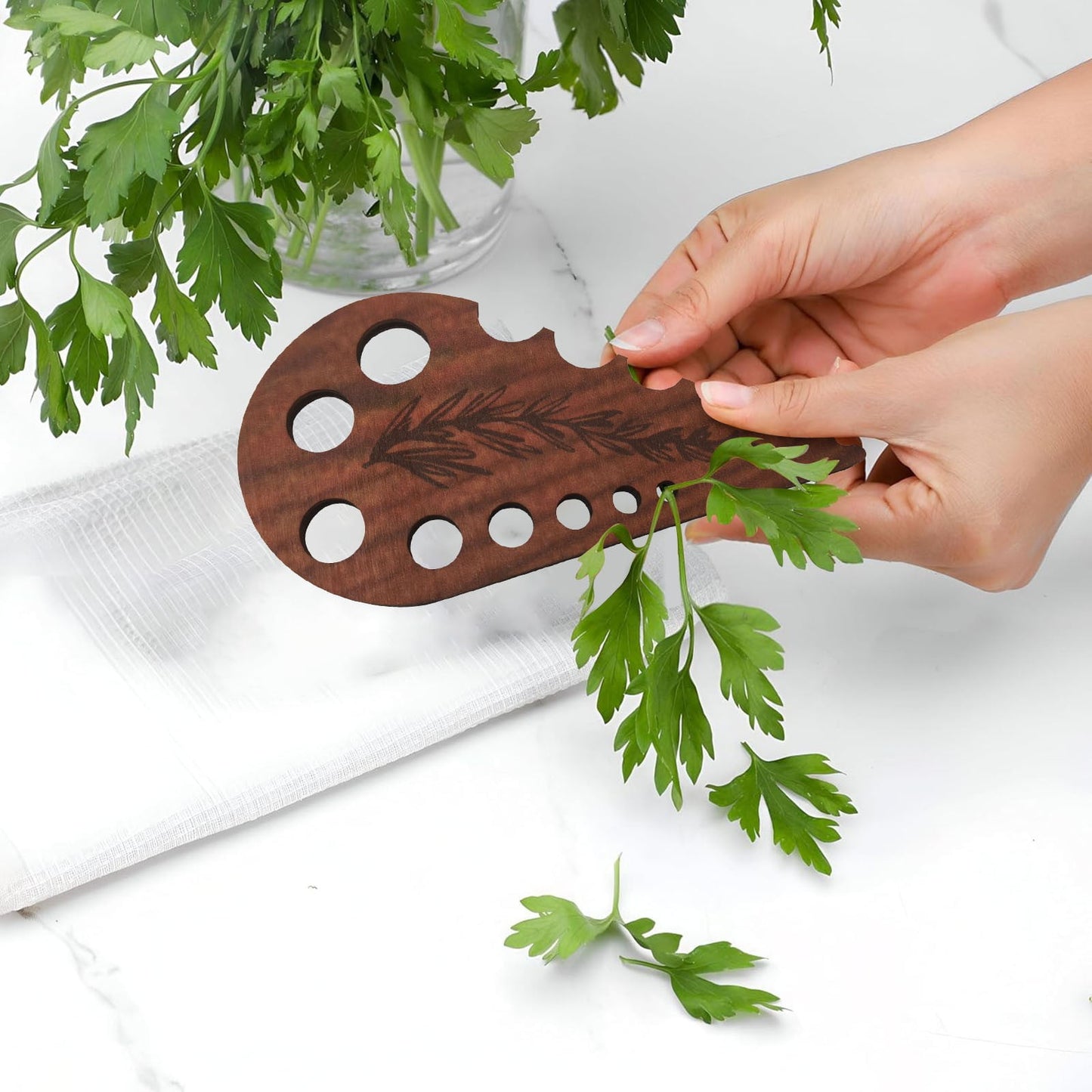 Herb Stripper 8 Holes,Herb Stripper Tool,Wooden Herb Stripper Vegetable Leaf Remover,Different Aperture Designs Wood Stripping Strippers Suitable for Herbs, Parsley, Coriander, Thyme Khaki