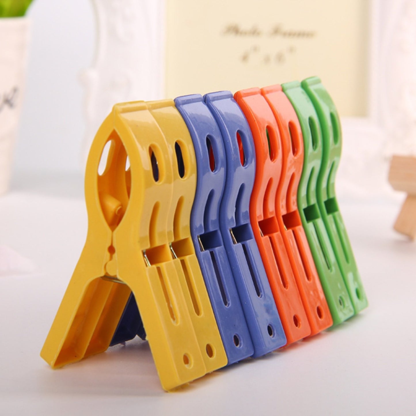 Towel Pegs,Beach Towel Clips for Chairs Cruise Plastic Clothes Pins Beach Chair Towel Clips,Towel Holder Clips,Heavy Duty Clothes Pins-Keep Towel from Blowing Away Beach Essentials(Multicolored1) Yellow