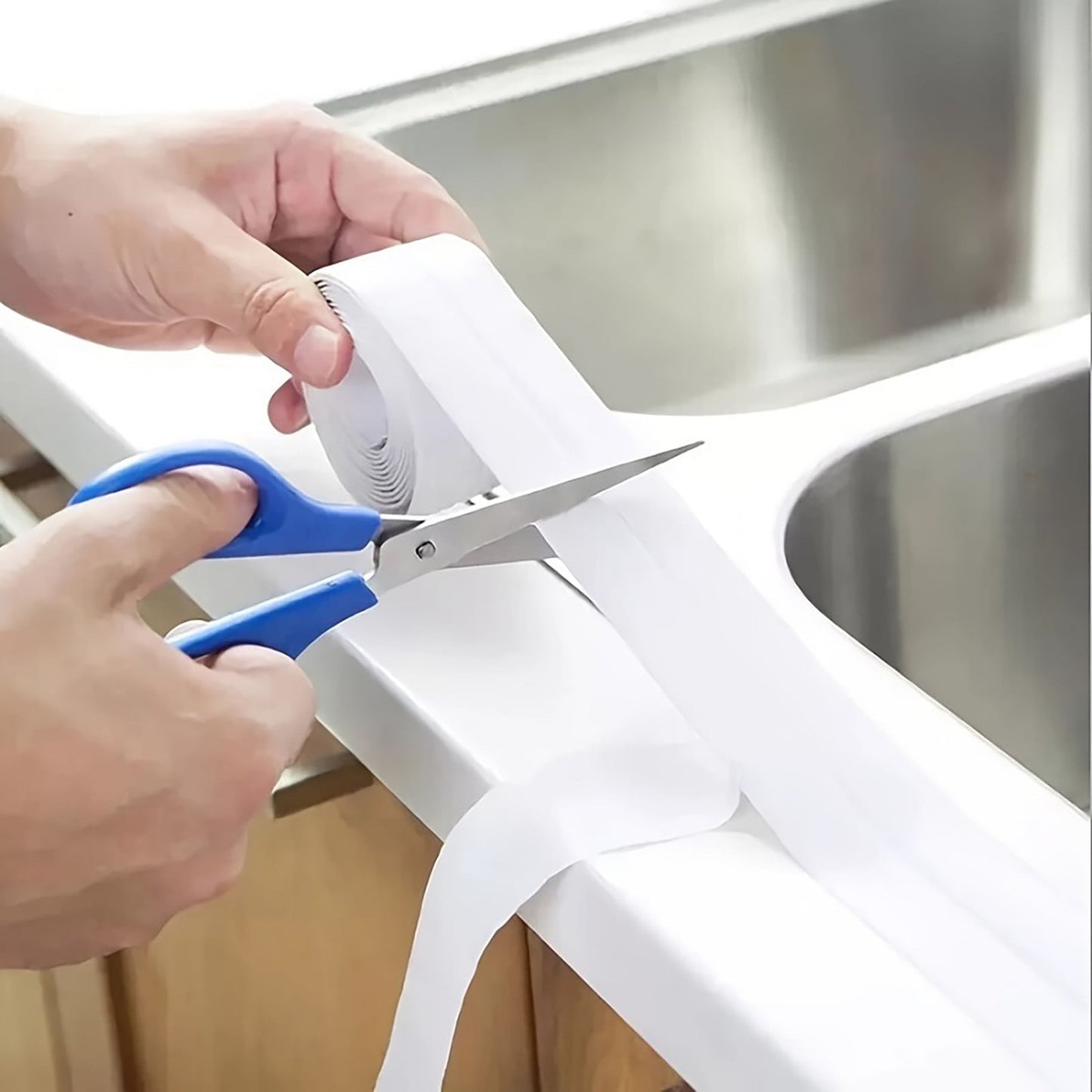 Caulk Tape, Caulking Tape, Toilet Caulk Sealing Strip, Bathtub Caulking Sealant Tape for Kitchen, Bathroom, Countertop, Sink, Floor Wall Edge Protector, 1 Roll 1.18" x 10.5 Ft White*1