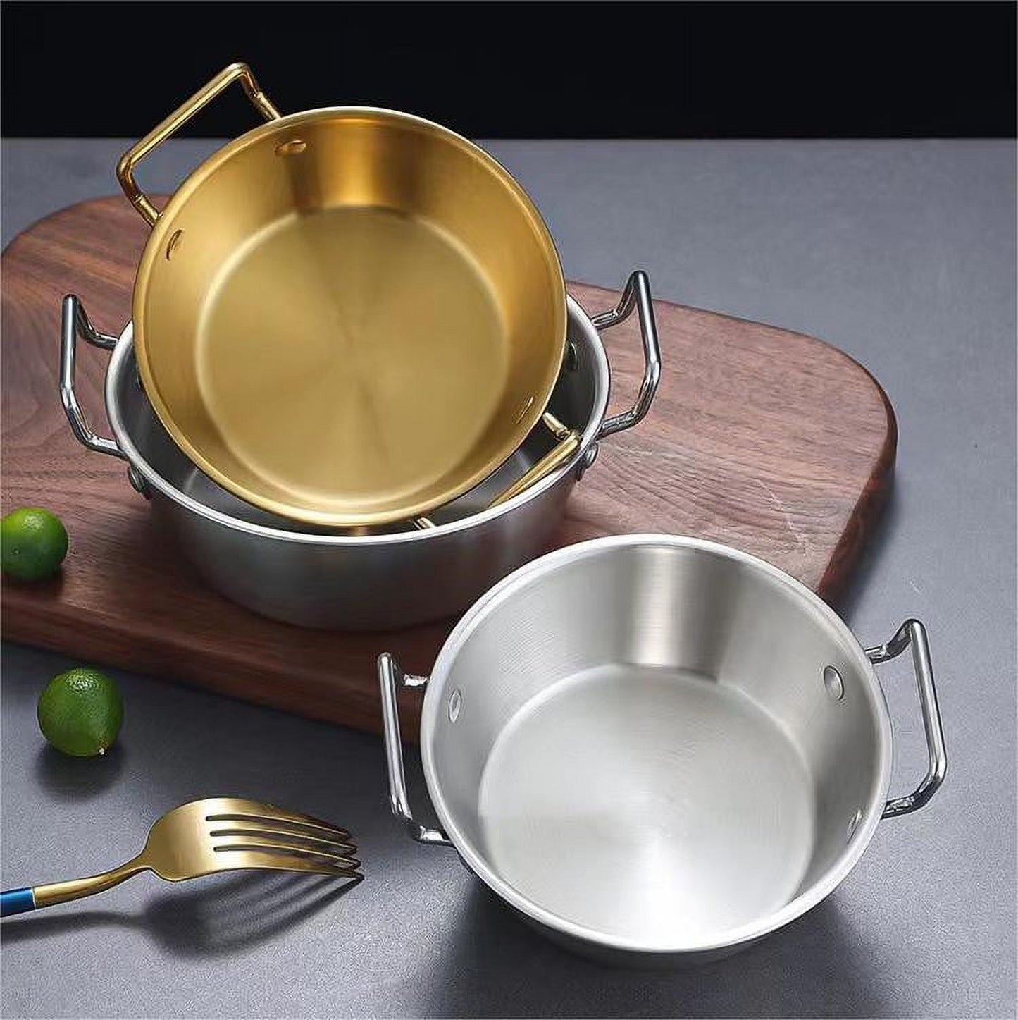 Stainless Steel Soy Sauce Dishes,Sauce Dish Metal Popcorn Pot reusable,Golden Dipping Bowl with Handle Individual Round Seasoning Bowls Serving Dishes for Sushi,Side Dishes,Dessert,Tomato Sauce Gold