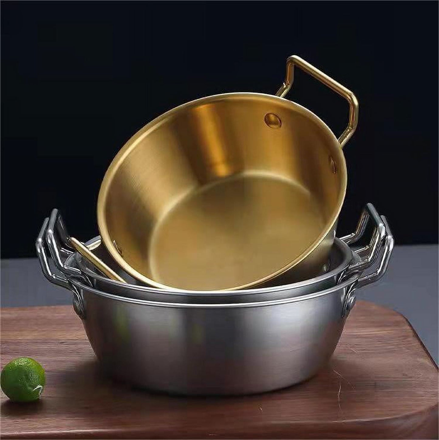 Stainless Steel Soy Sauce Dishes,Sauce Dish Metal Popcorn Pot reusable,Golden Dipping Bowl with Handle Individual Round Seasoning Bowls Serving Dishes for Sushi,Side Dishes,Dessert,Tomato Sauce silvery 17cm
