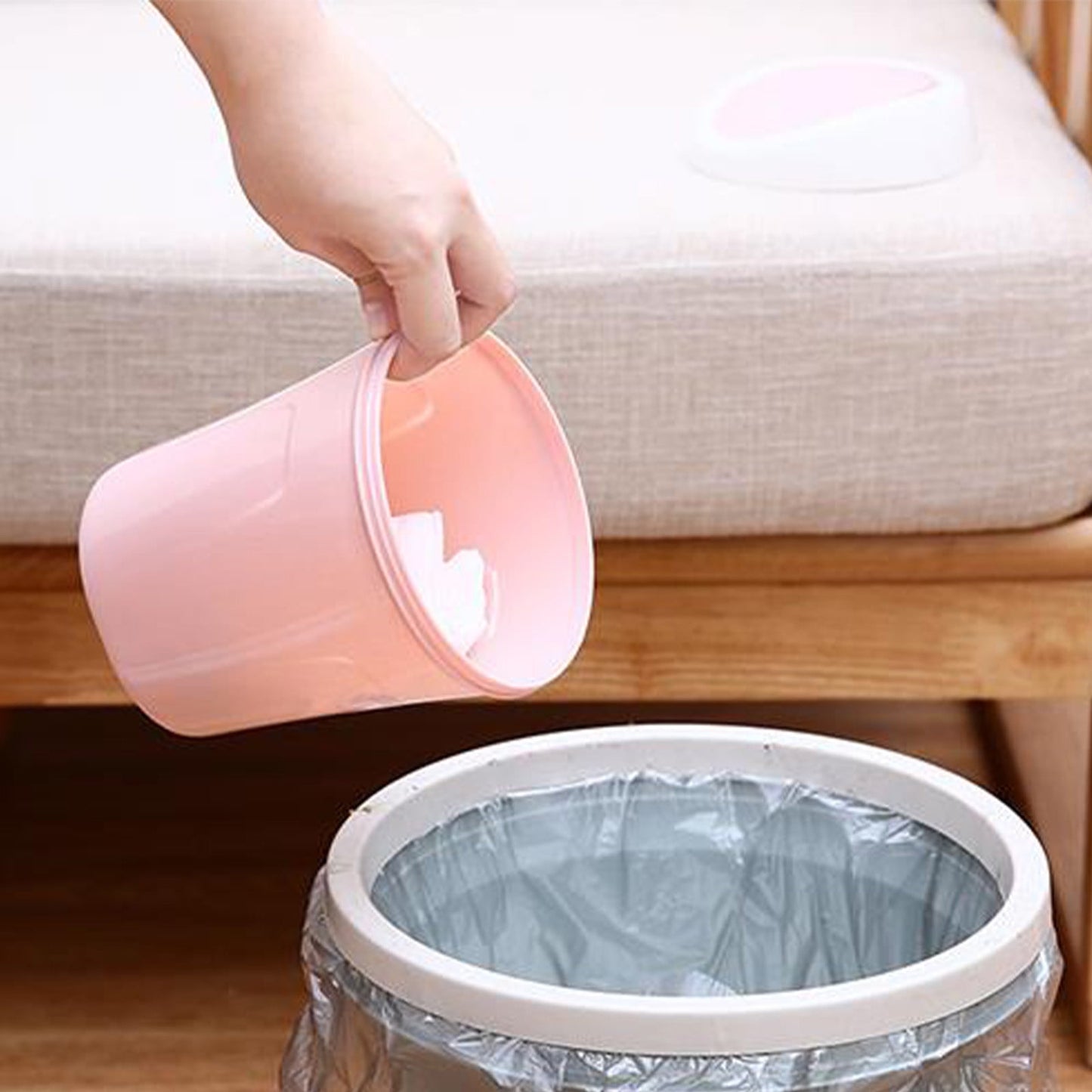 Mini Desk Trash Can with Swing Lid,Tiny Countertop Garbage Bin Portable Waste Basket for Desktop Home Office&Desktop Garbage Can Trash Waste Bin Basket Dustbin Container Home Car for Green