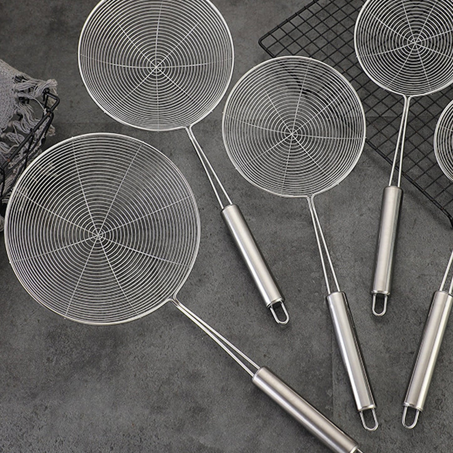 Strainer Spider Skimmers for Kitchen Cooking and Frying Food, Stainless Steel Slotted Spoon Pasta Strainers Tomato Food Strainer Skimmer Ladle For Pasta, 1 Pcs, 15.94x6.3 16.73" x 7.09" Silver
