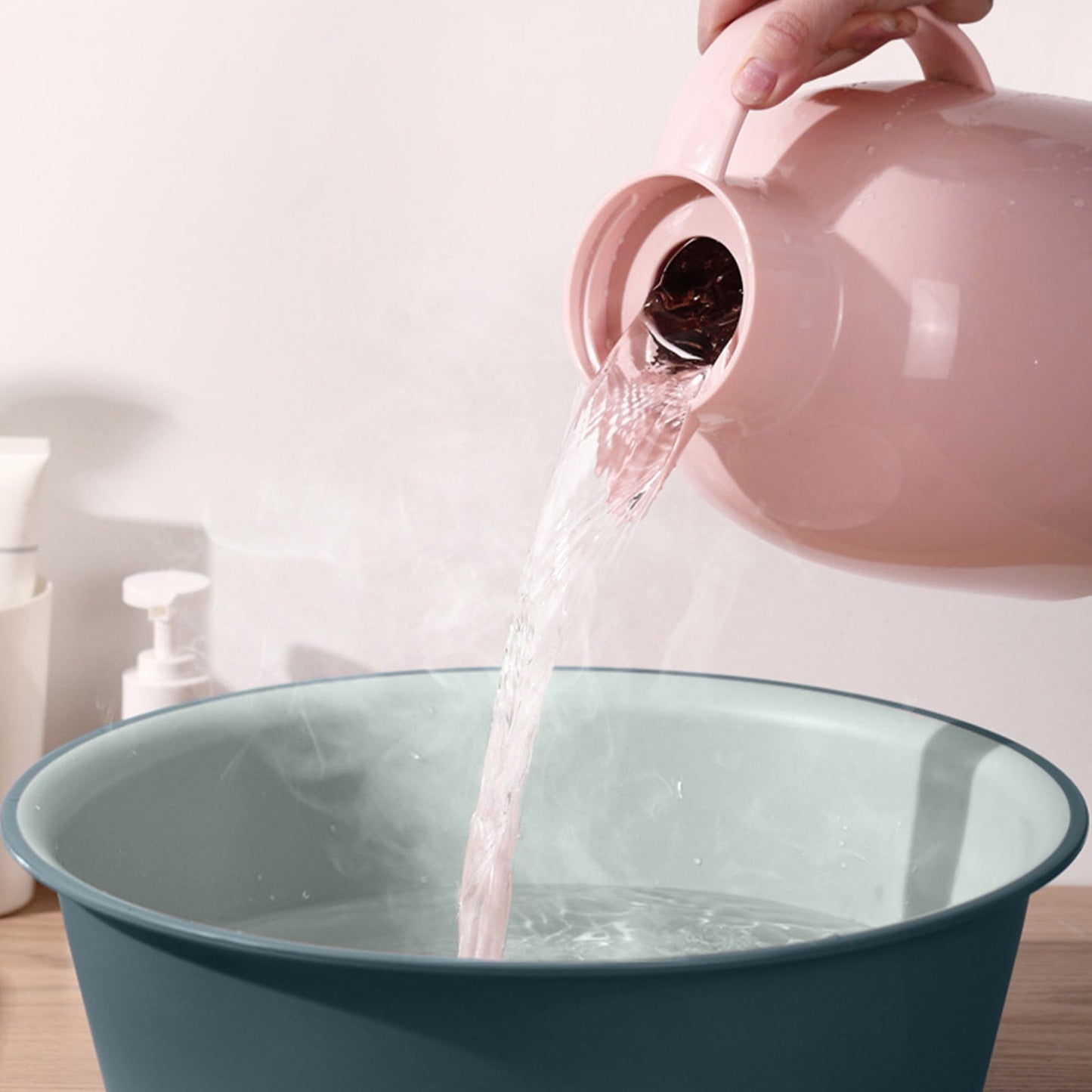 Wide Foot Wash Basin with Two-Color Design, Durable High-Temperature Plastic Washbasin for Laundry and Bathing, 13-Inch Round Shape with Large Capacity, Stable Flat Bottom for Home and Hotel Use A