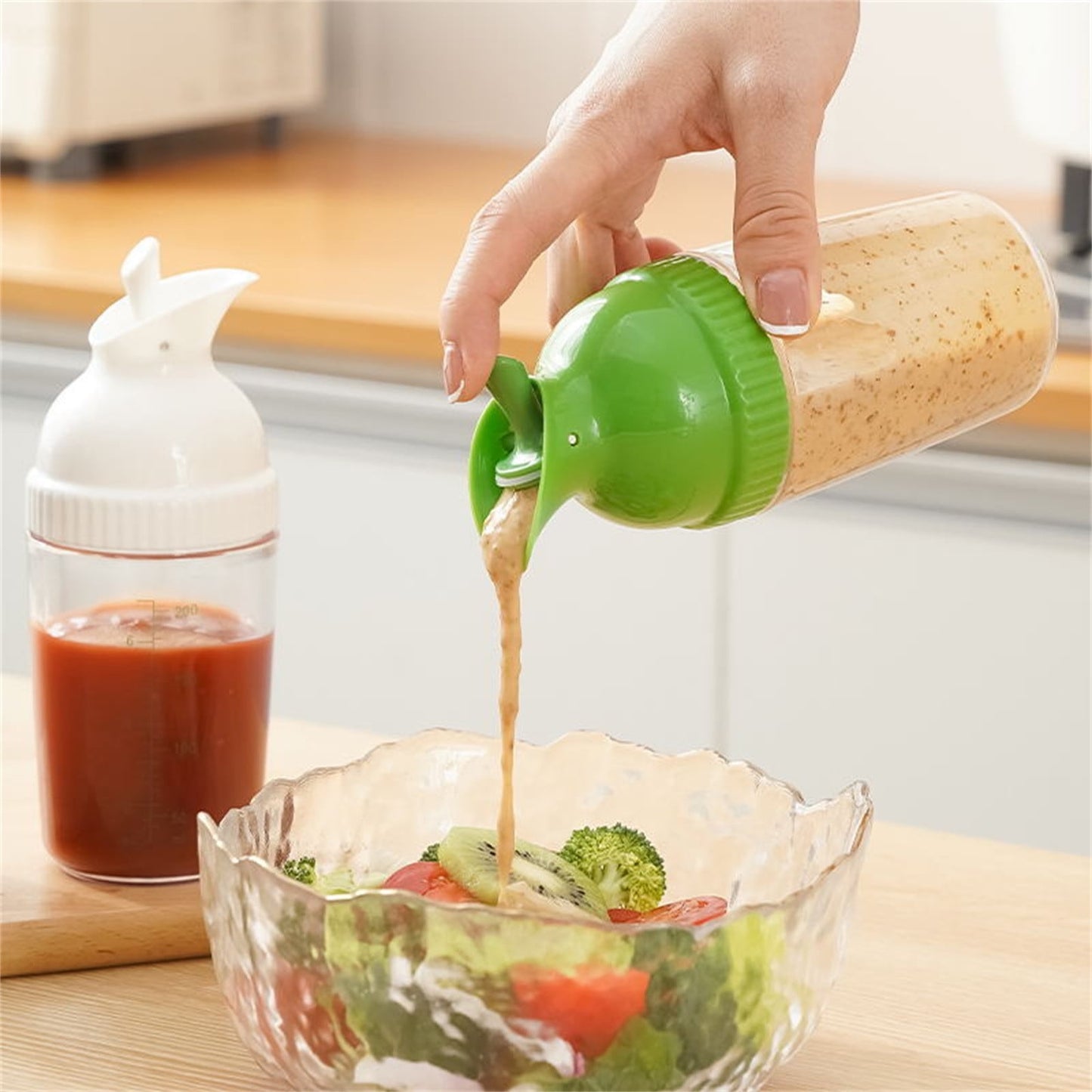 Salad Dressing Container, Condiment Bottles, Salad Dressing Bottles Salad Dressing Shaker BPA Prevent Leakage Salad Dressing Jar with Lid 200ml Green Black White