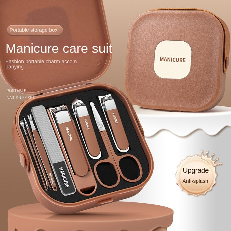 Manicure set - Pedicure set - Nail clippers - Nail scissors - Nail file - Tweezers - Stainless steel - Luxury case - Travel size - Nail cutting - Cuticle pusher - Nail styling - Hands and feet - Compact - Beige - 7 pieces