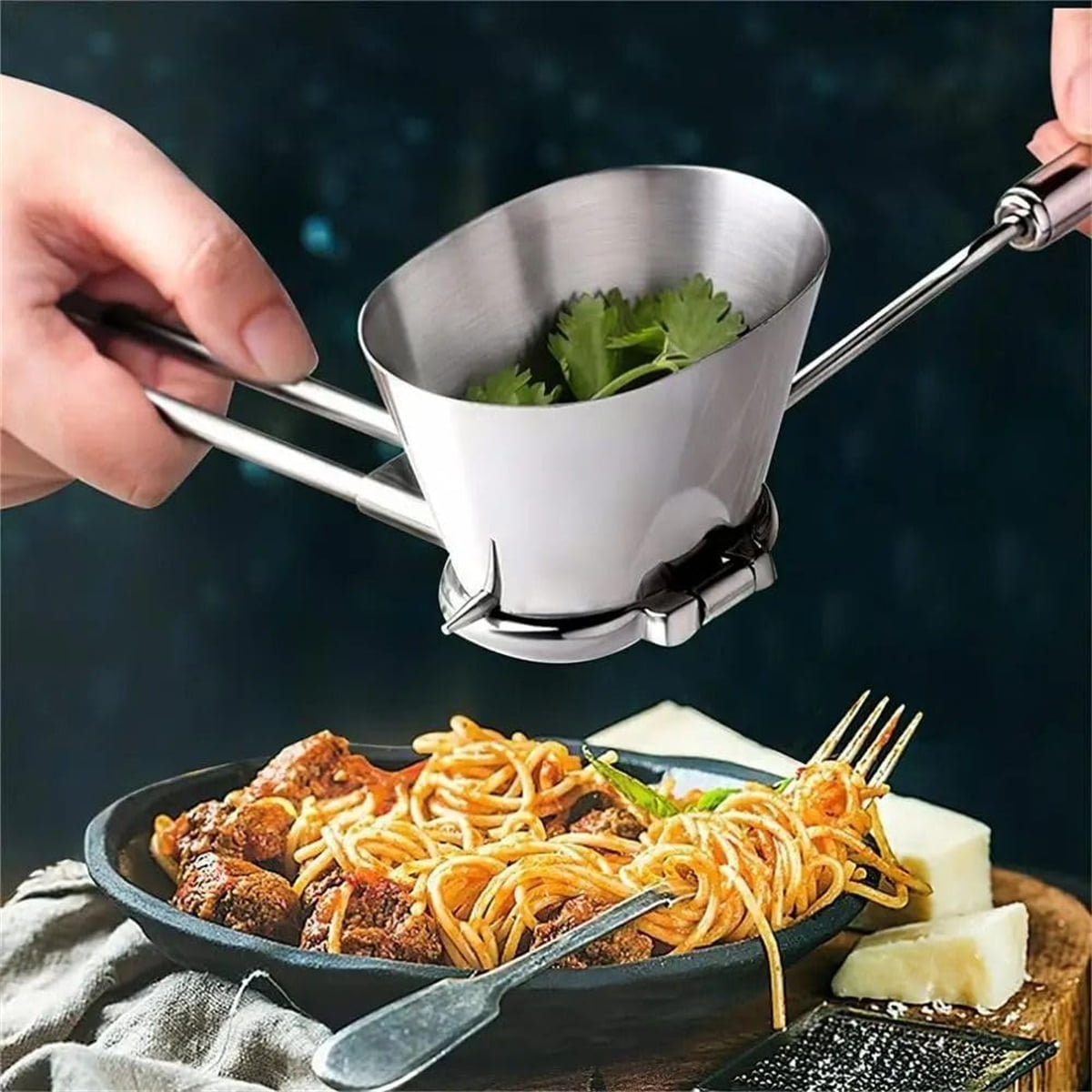 Tutuviw Manual Stainless Steel Parsley Shredder,Pepper Grinder,Herb Roller Mincer,Handheld Spice Grinder,Versatile Kitchen Tool for Herbs Vegetables Spices,Easy Hand-crank for Quick Cutting/Mincing