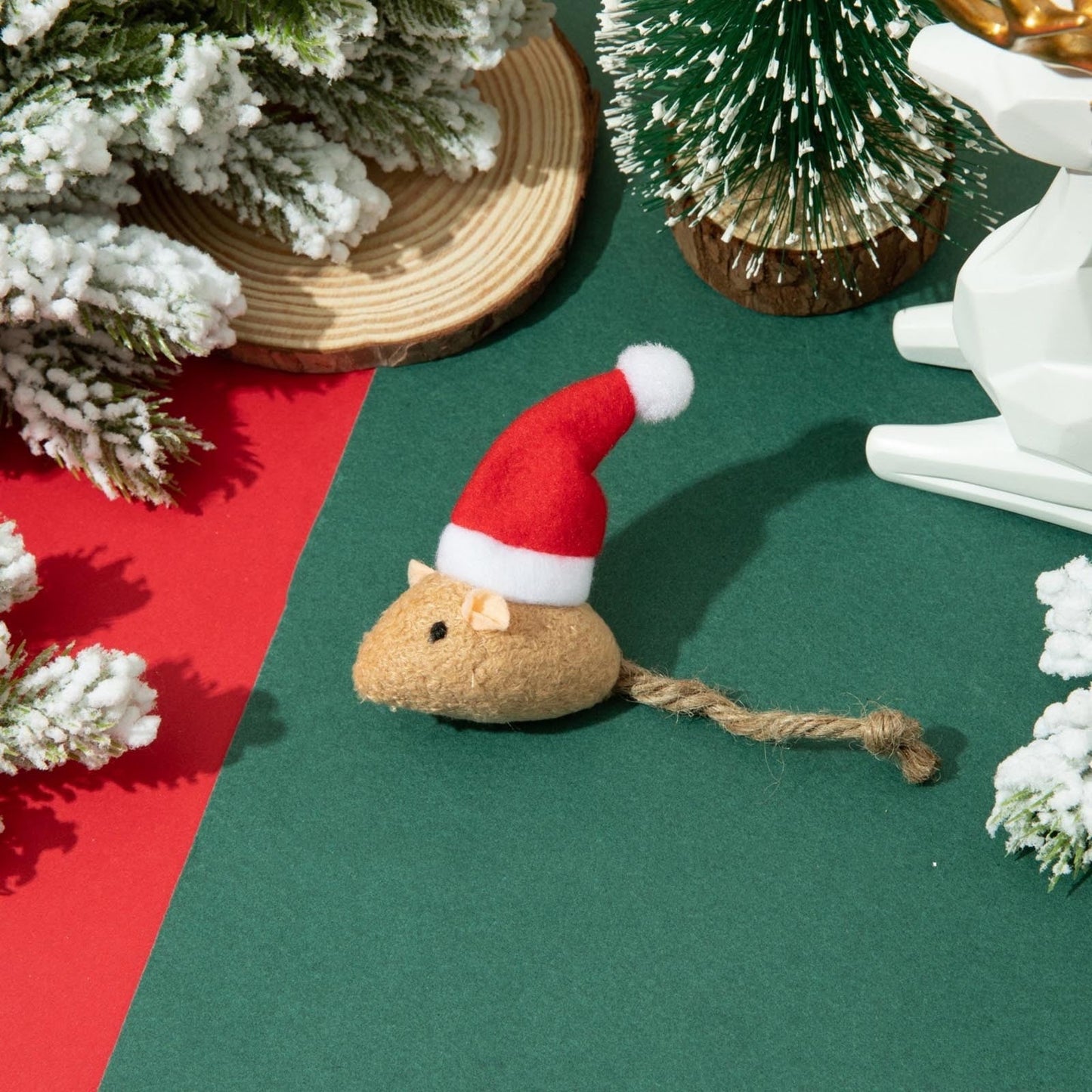 Darzheoy Catnip Toys Interactive Toy Christmas Hat Costume Plush Mouse Shaped Cat Toys for Cat Kitten Indoor D