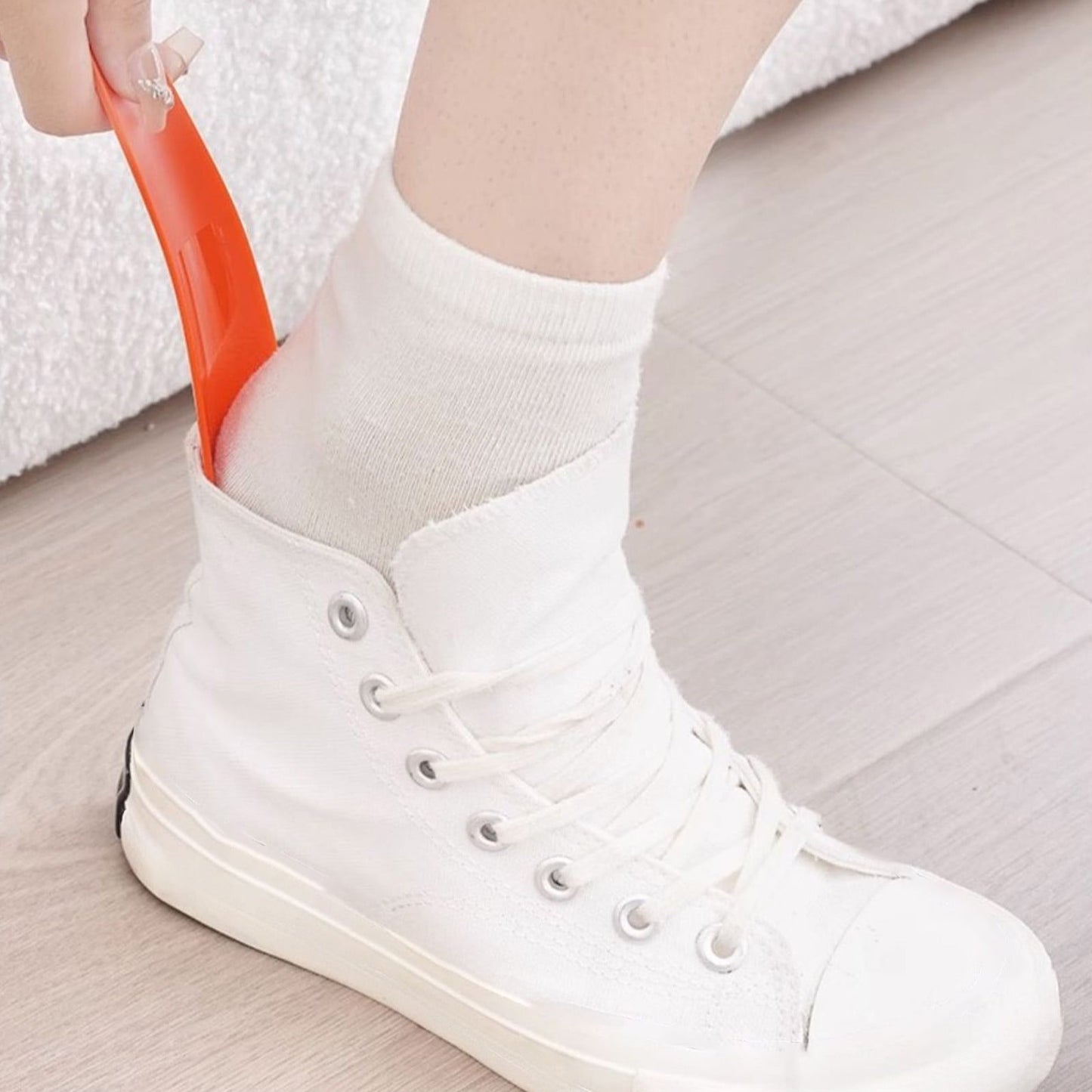 Darzheoy Shoe Horn 6.3 Inch, Shoe Horn Travel Size Small Shoe Helper Small Plastic Shoehorn Travel Shoe Horn Wide Short for Kids Women Red