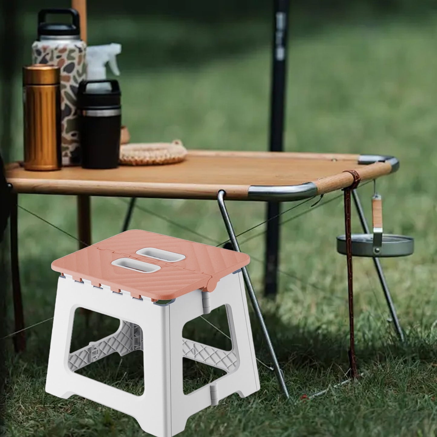 Darzheoy Adult Folding Step Stool, Foldable Stool, Suitable for Living Room, Kitchen, and Bathroom, Portable Travel Stool Pink