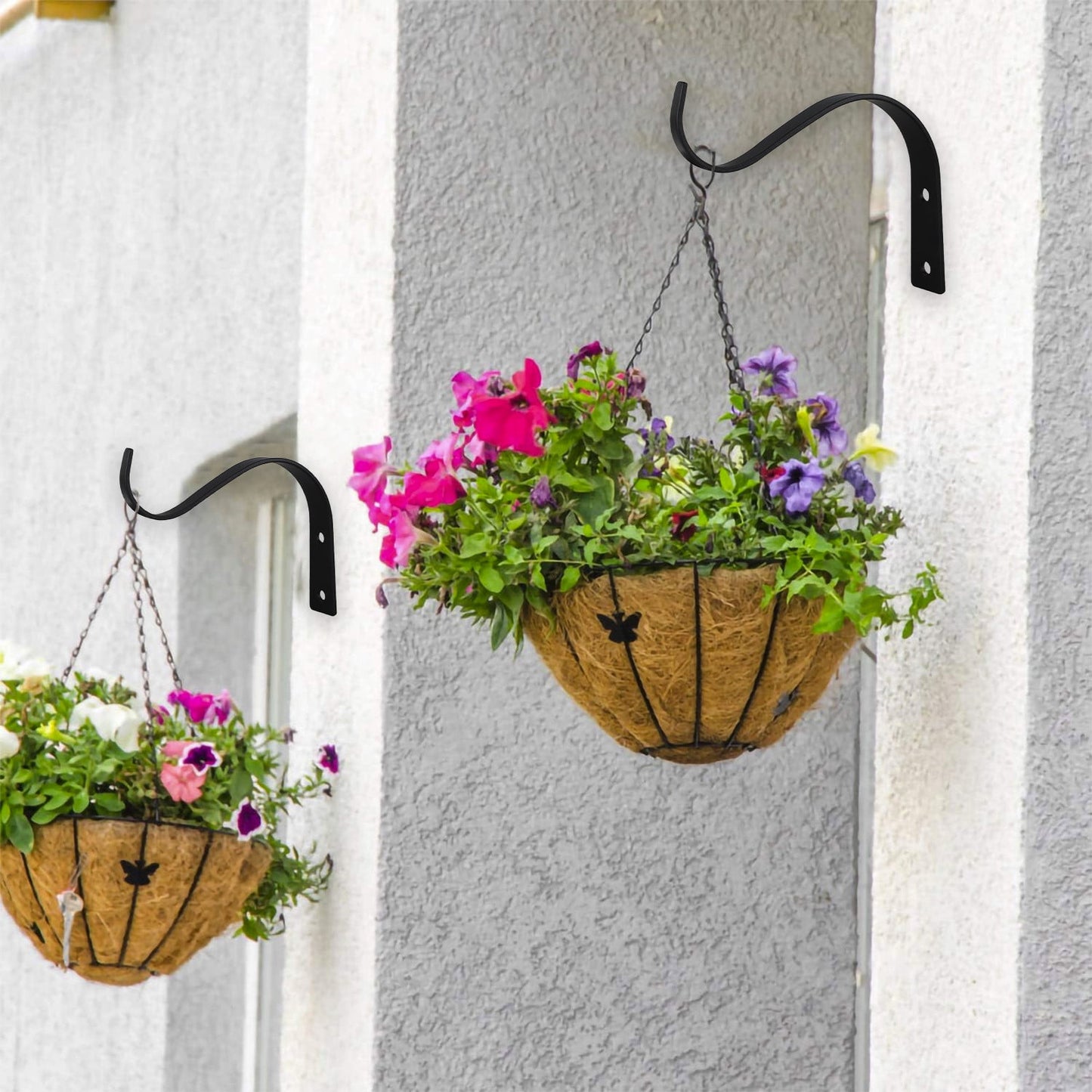 Darzheoy 2 Pack Iron Wall Hooks for Hanging Plant Lanterns, Plant Hanger Fence Metal Bracket for Bird Feeders, Wind Chimes, Outdoor Indoor Rustic Home Decor Black