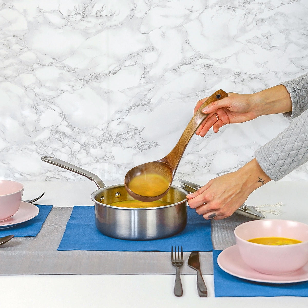 SKISUNO 1Set Soup Ladle Deep Soup Ladle Bamboo Material for Cooking and Serving Food 3.5 x 11 Inch