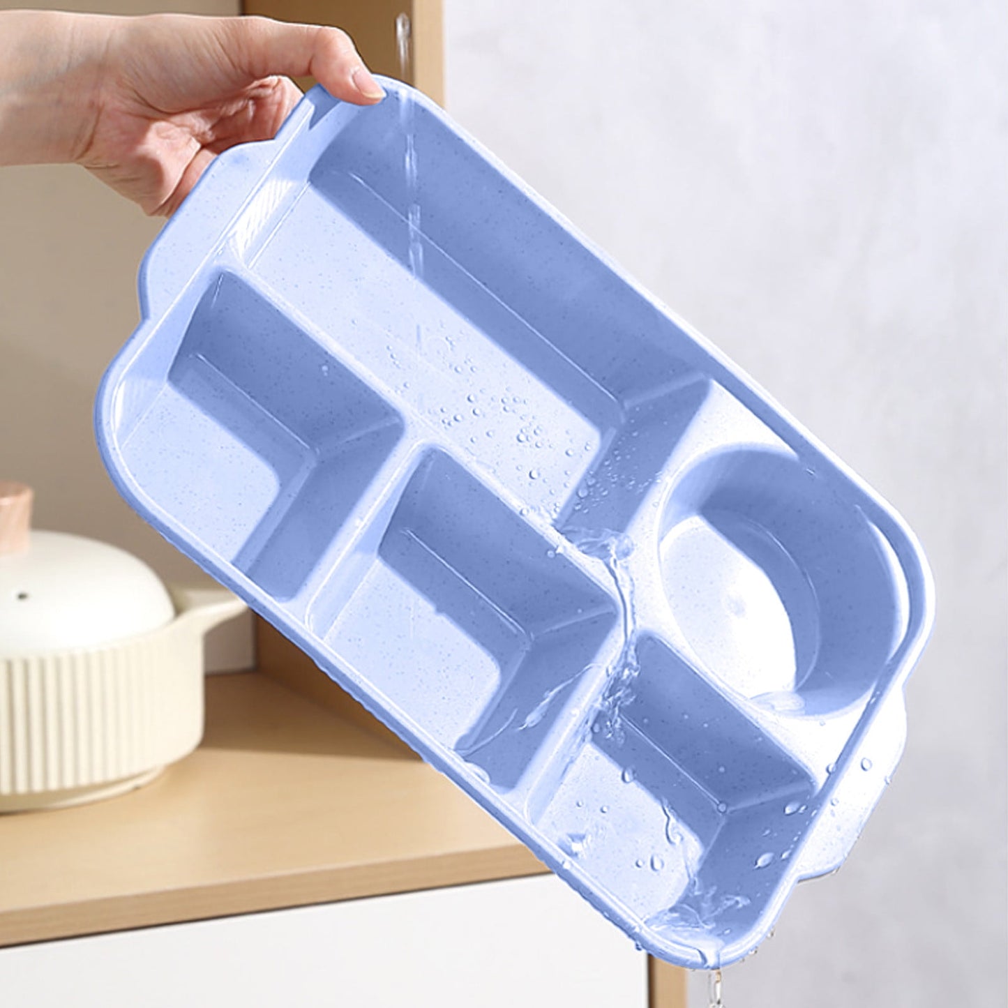 Darzheoy Unbreakable Divided Plates, 5-Compartment Wheat Straw Tray Divided Food Plates Lunch Trays Section Plates for Kids Adults, Microwave Dishwasher Safe, BPA Free Blue