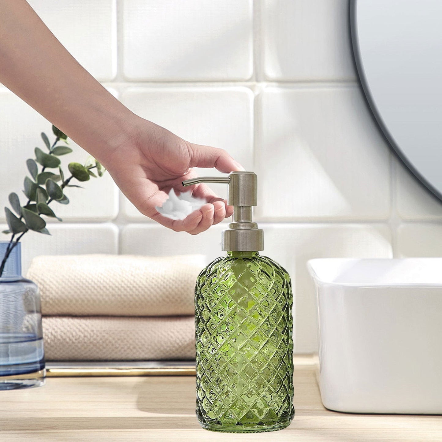 Darzheoy Glass Soap Dispenser 15 Oz for Bathroom Kitchen, Hand Soap/Lotion Dispenser with Plastic Pump Green