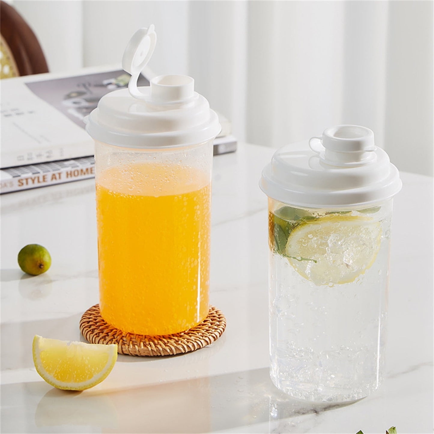 Darzheoy 1L Plastic Pitcher with Lid BPA-Free Eco-Friendly Pitcher Mix Drinks Water Pitcher for Hot/Cold Lemonade Juice Beverage Jar Ice Tea Kettle White