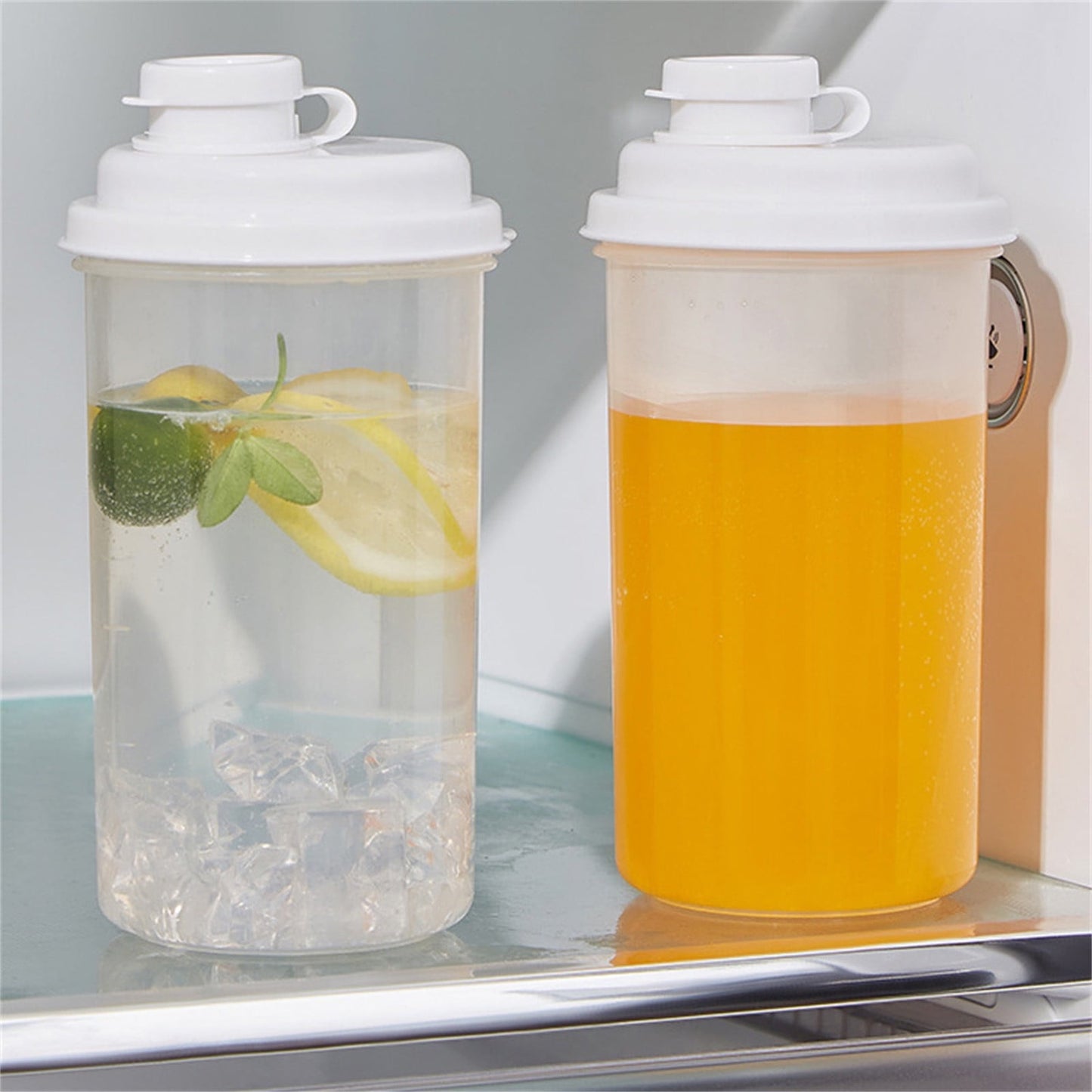 Darzheoy 1L Plastic Pitcher with Lid BPA-Free Eco-Friendly Pitcher Mix Drinks Water Pitcher for Hot/Cold Lemonade Juice Beverage Jar Ice Tea Kettle White