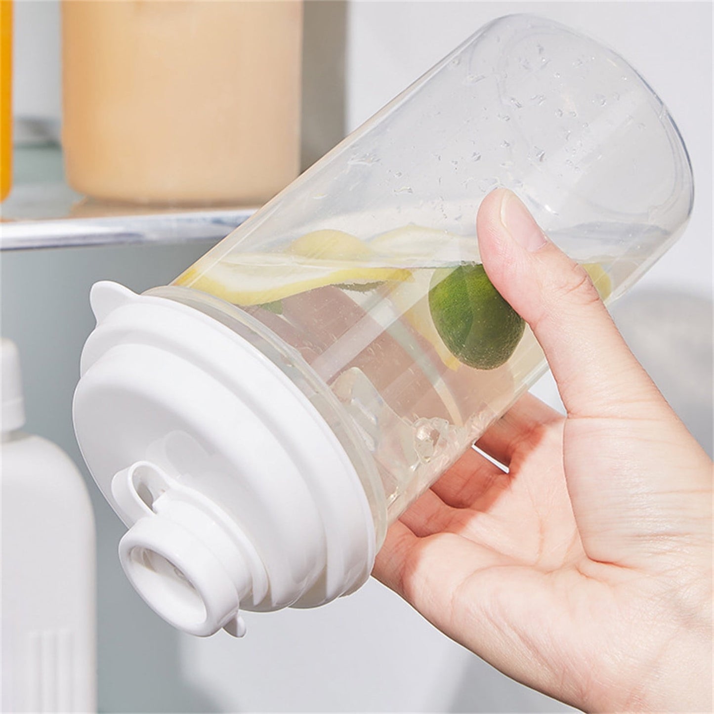 Darzheoy 1L Plastic Pitcher with Lid BPA-Free Eco-Friendly Pitcher Mix Drinks Water Pitcher for Hot/Cold Lemonade Juice Beverage Jar Ice Tea Kettle White