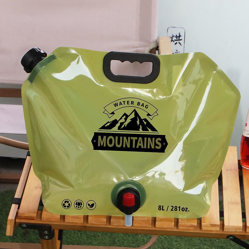 2pcs Camping Water Jug 2.1 Gallon CollapsibleWater Container Portable Water Bag for TravelOutdoor Hiking BPA Free Lightweight (Green ）