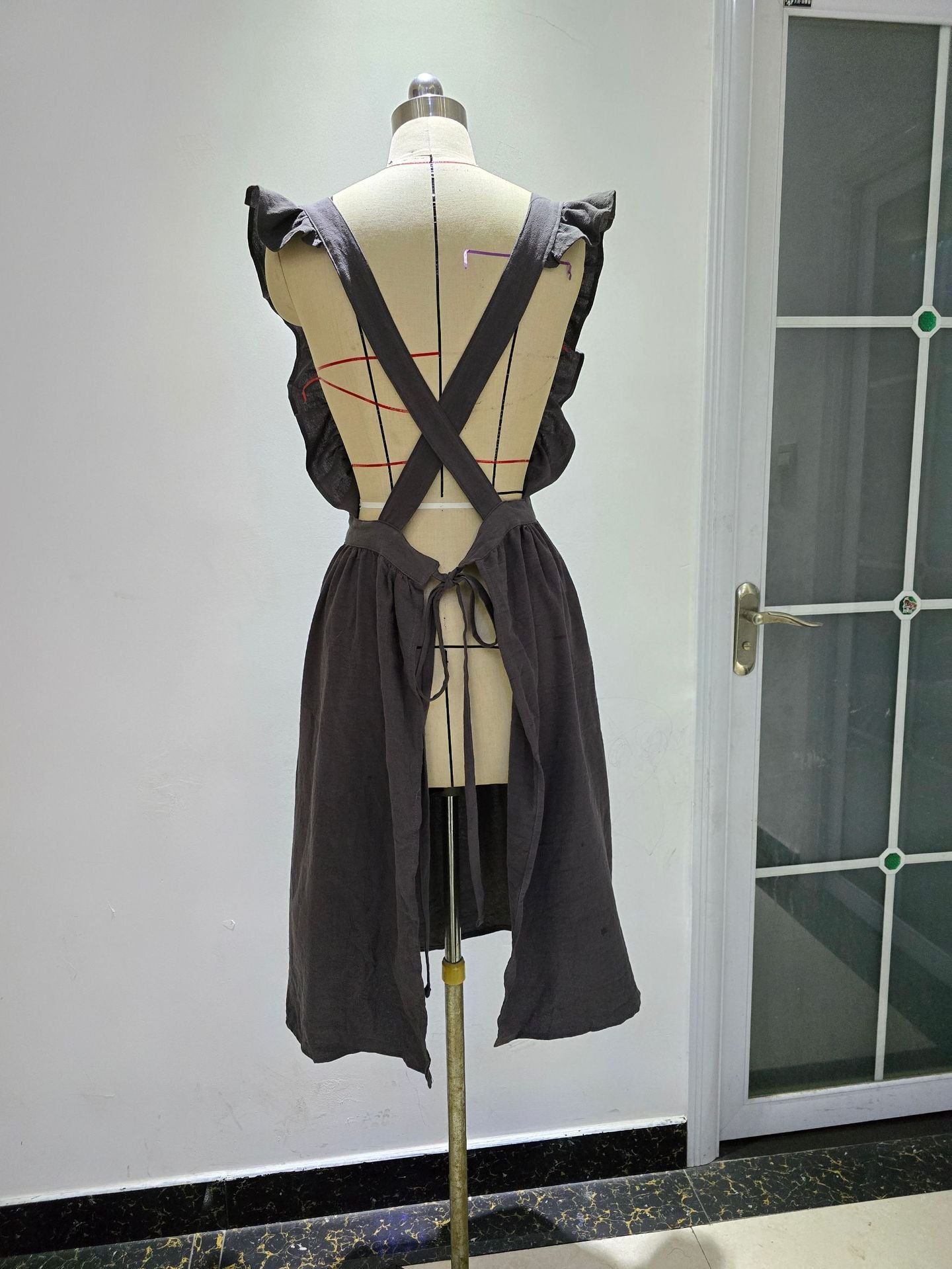 Cotton Linen Apron for Women Cross Back Smock Apron Pinafore Dress with Pockets for Kitchen Gardening Painting（grey）