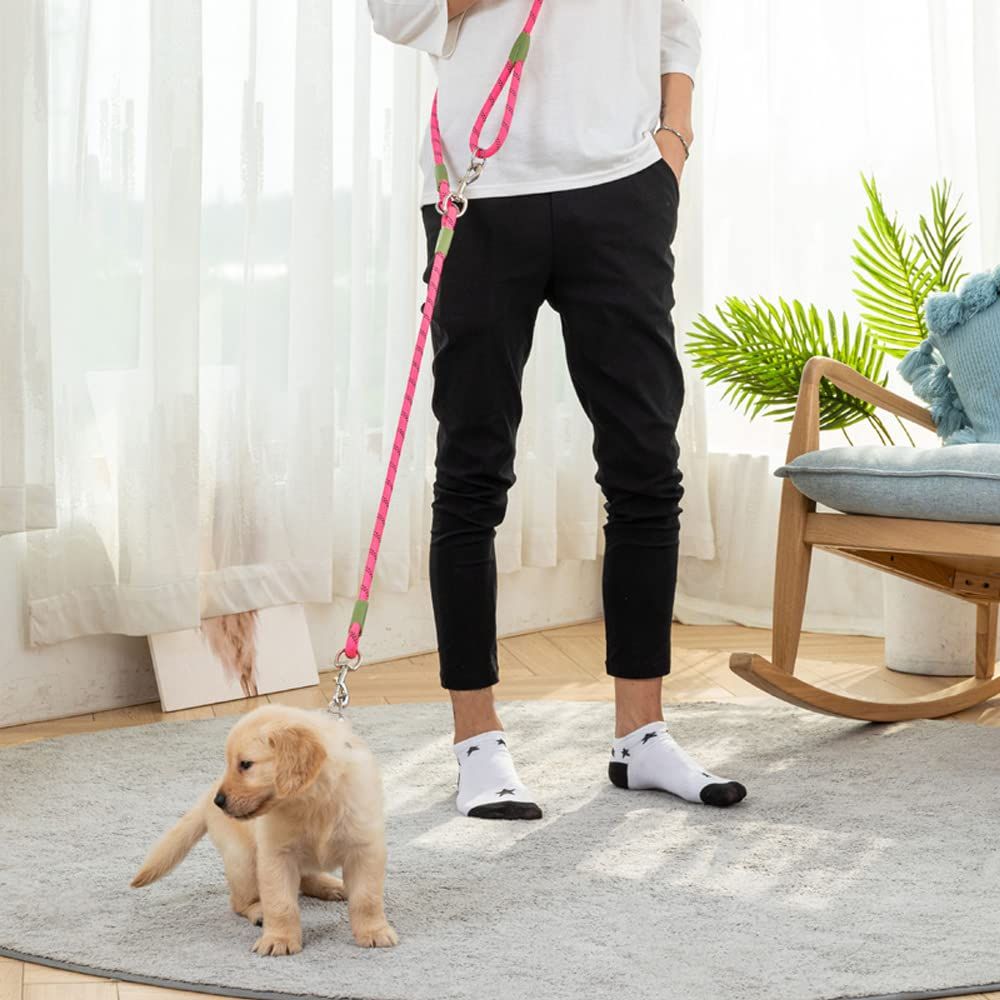 Hands free dog leash for off-road dog running, dog leash for hiking training, hands-free pet leash, heavy-duty reflective pet walking strap (pink 250cm long 1.2m)