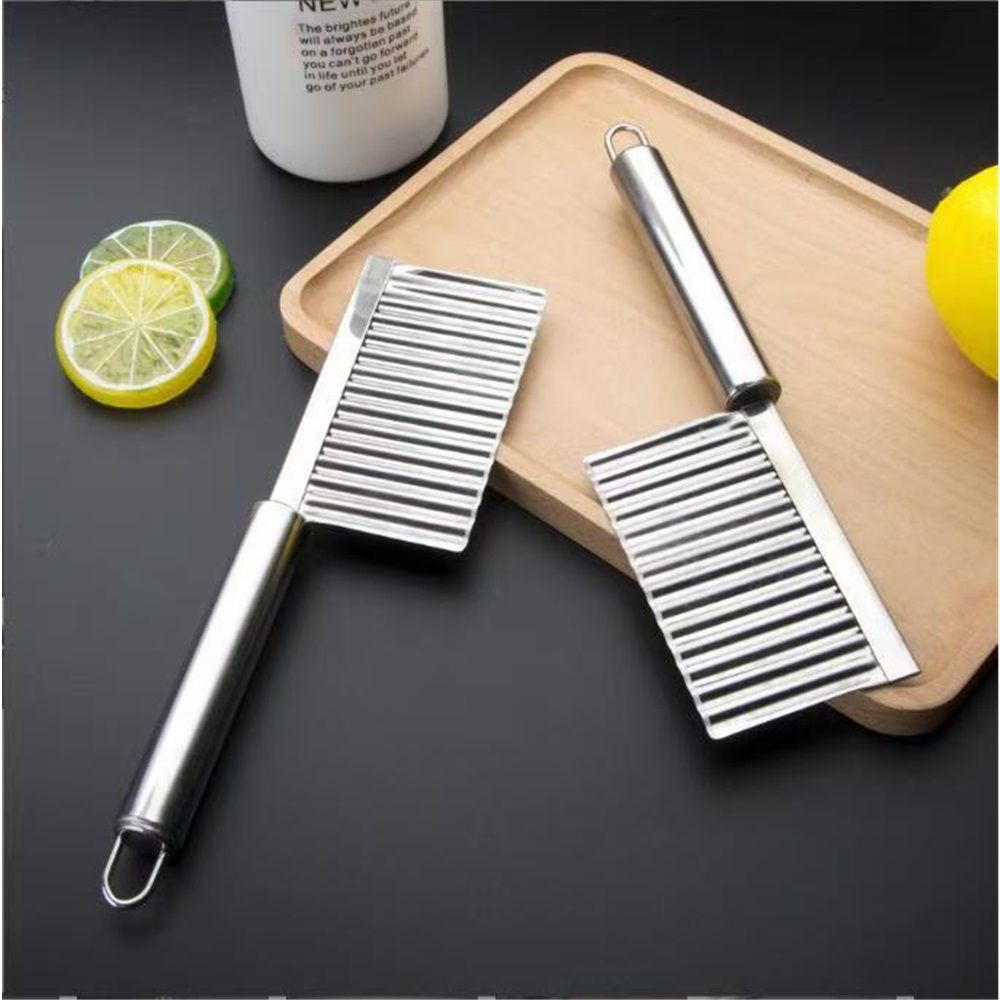 2pcs  Home Kitchen Plastic Handle Stainless Steel French Fries Potato Carrot Wavy Crinkle Cutter Slicer Handheld Chipper Chopper