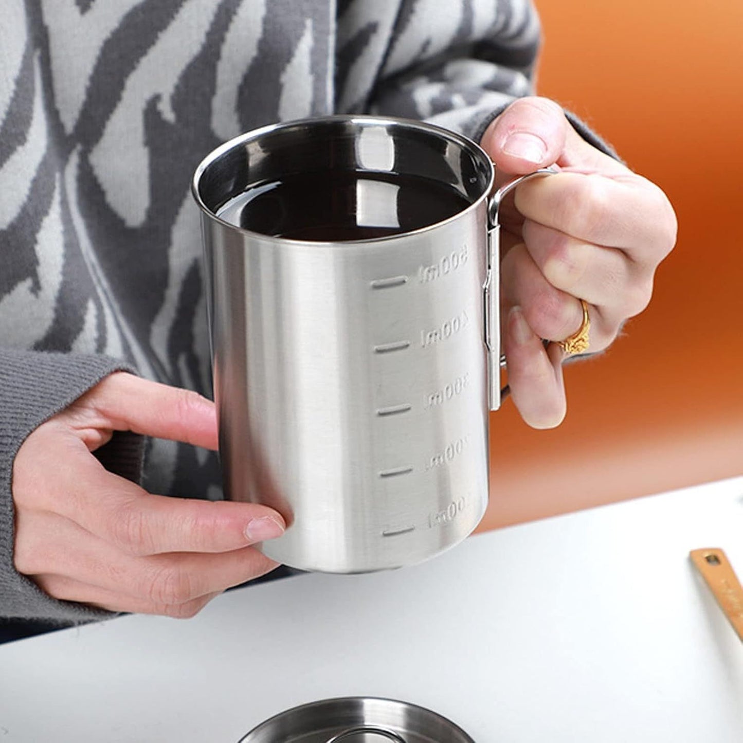 Stainless Steel Camping Cup, 500ml Fireproof Metal Cup with Lid and Foldable Handle, High Temperature Direct Heating, Great for Backpacking