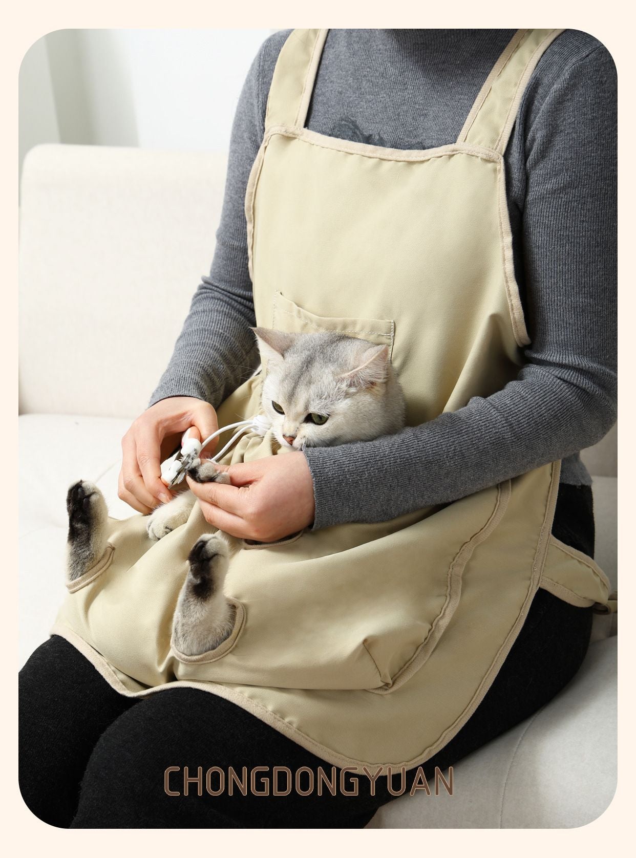 Adjustable Cat Apron Carrier with Holes Pet Carrier Sleeping Bag Pet Carrier Sling Cat Carrier Bag Cat Carrier Pouch for Small Sized Animals（M）
