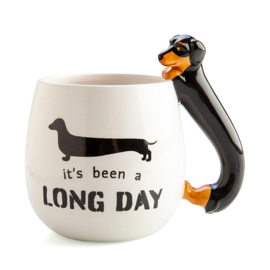 A 3D ceramic coffee cup with a novel dog head, a creatively hand-painted animal face tea cup, and a cute dog shaped drinking cup are ideal gifts for pet lovers to decorate their home kitchens