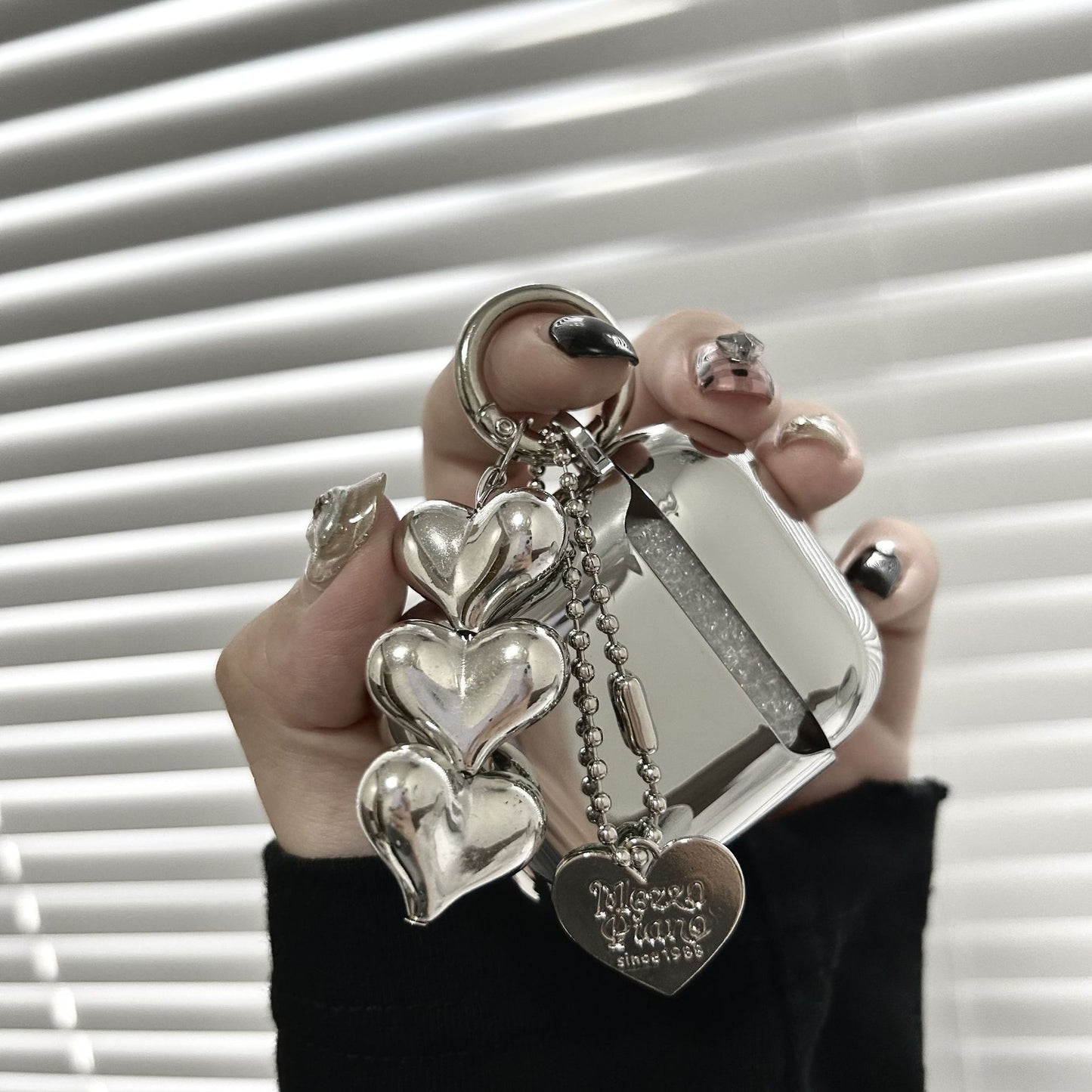 Electroplated 3D Heart + Bracelet Apple AirPods Pro 2