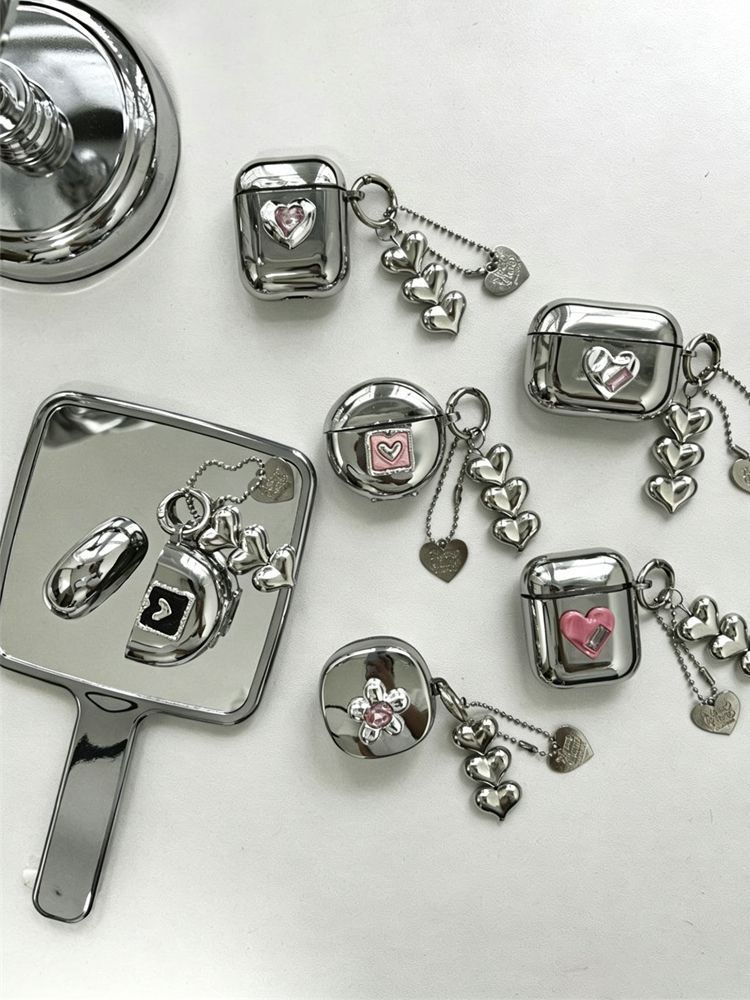 Floral Electroplated Case + 3 Heart Charms AirPods Pro 2
