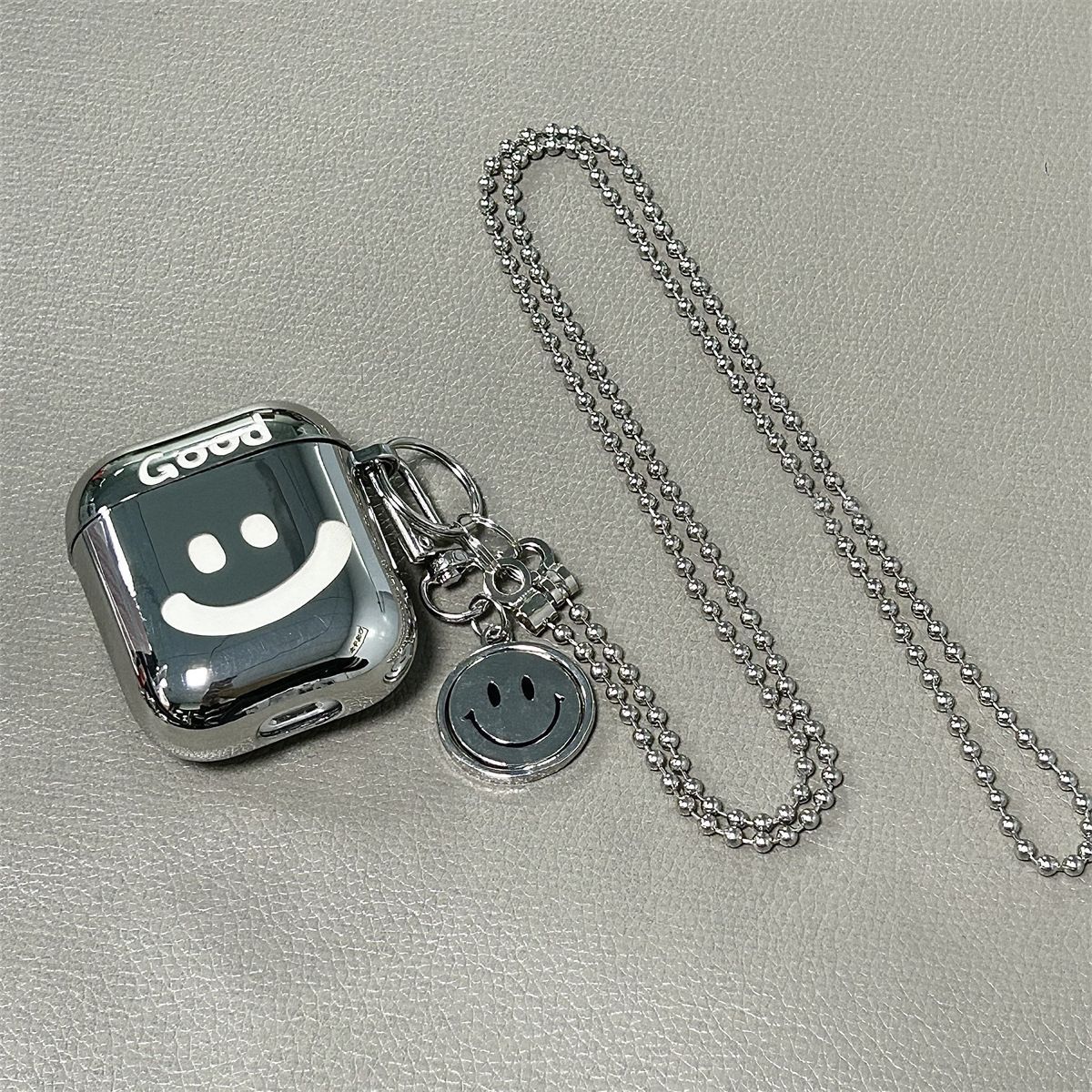 Laser Engraved HAPPY Bear Electroplated + Ring Apple AirPods 2