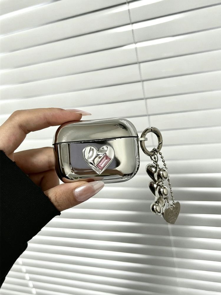 Pink Framed Heart Plated Case + 3 Heart Pendants AirPods 4