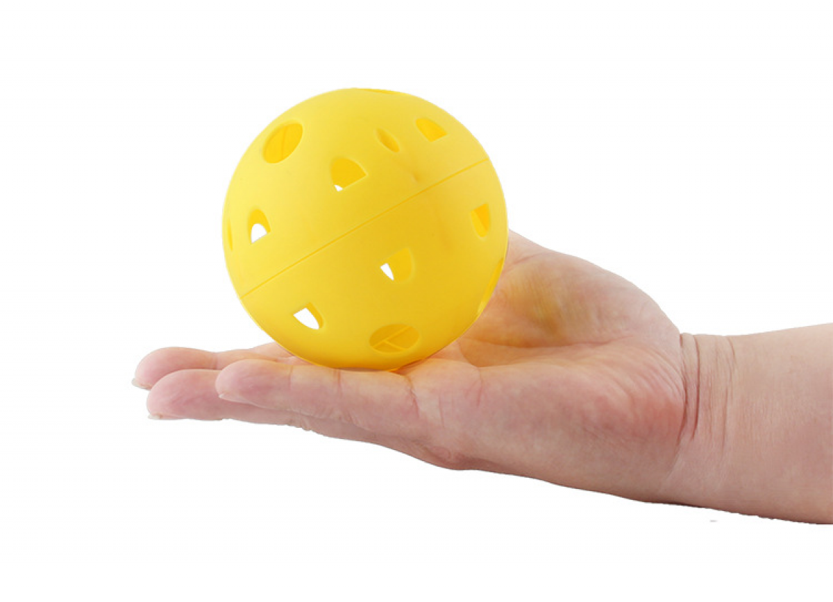 Scoop Ball Toy Set - Outdoor Toys for Kids with Thrower and Balls - Throw and Catch Ball Game, Fun Beach Toys