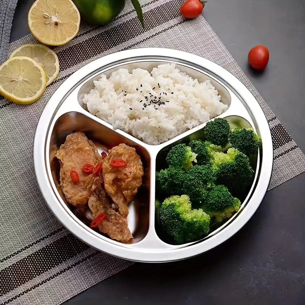 4 Pack Stainless Steel Divided Dinner Plates, 3 Compartment Round BPA Free Portion Trays For Kids And Adults, Camping Picnic, Silver, 23.5 cm
