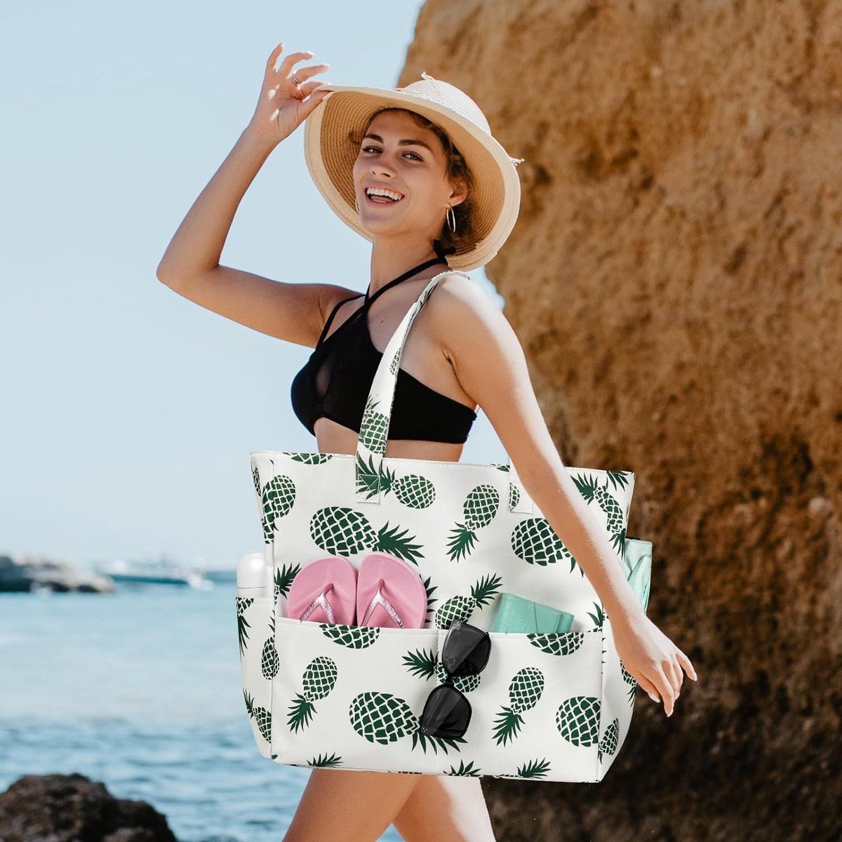 XXL Beach Tote Bag With Zipper, Lightweight Foldable Polyester Travel Bag For Family Beach Pool Sauna, Pineapple Print, 43 x 38 x 15 cm, 45 L