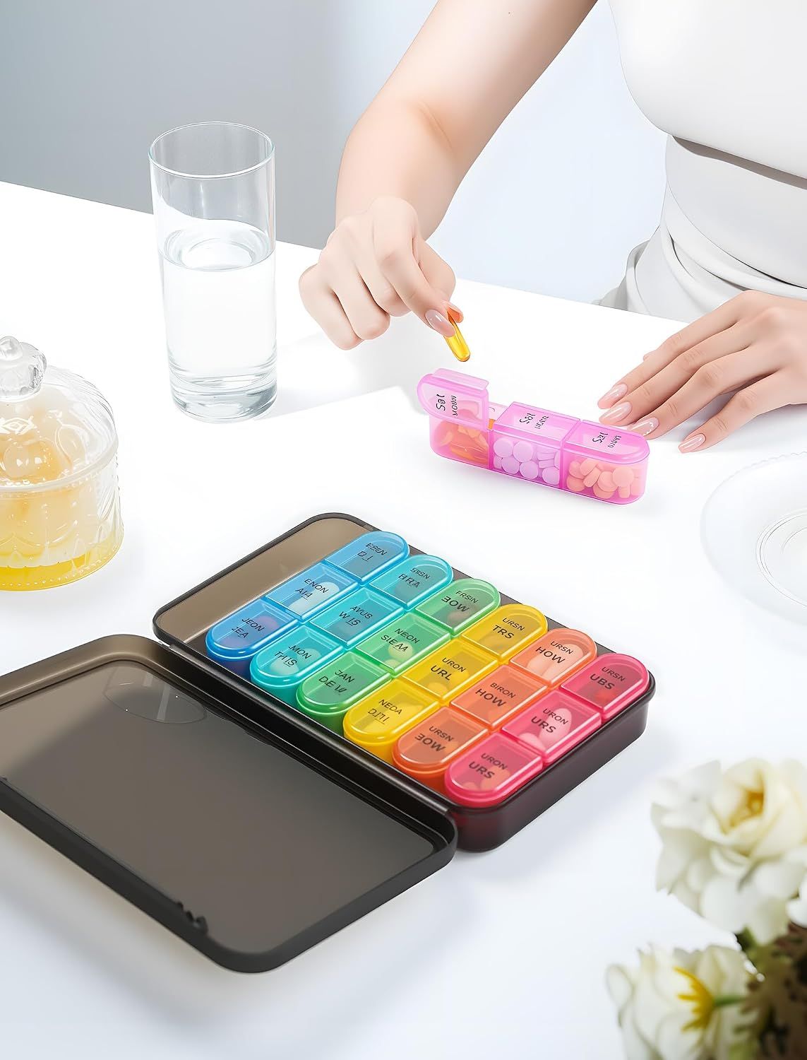7 Day Pill Box 3 Compartments per Day Black