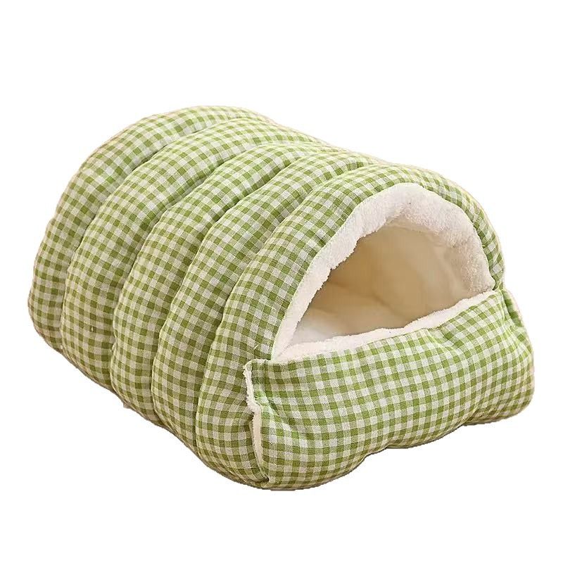 Green‑and‑white ginghamWinter Warm Enclosed Cat Cave Bed, Plush‑Lined Half‑Closed Pet Sleeping Bed, Checkered Washable Dog Cushion Nest for Small Cats Puppies