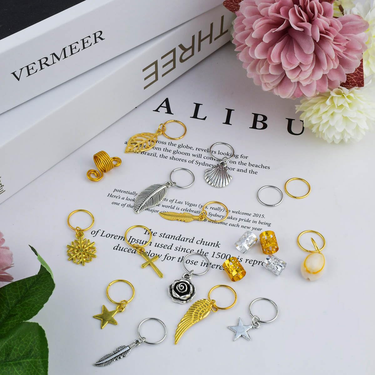 220Pcs Hair Beads Jewelry Braid Accessories Clips Dreadlocks Braiding Cuffs Metal Coils Rings Women Butterfly Gold Jewels Pendants Charms Decoration